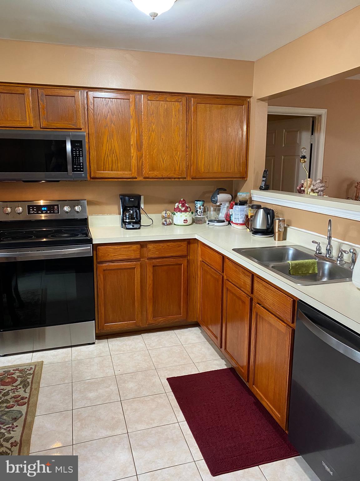 HICKORY RIDGE - Residential