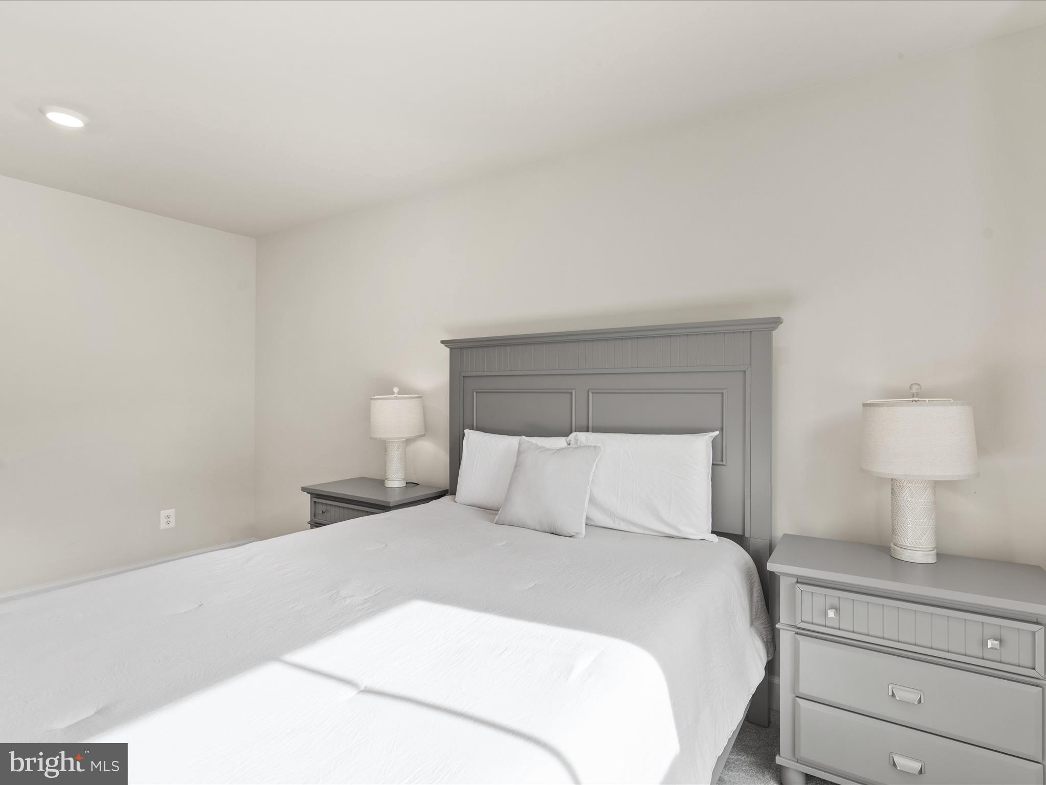 PENINSULA - Residential