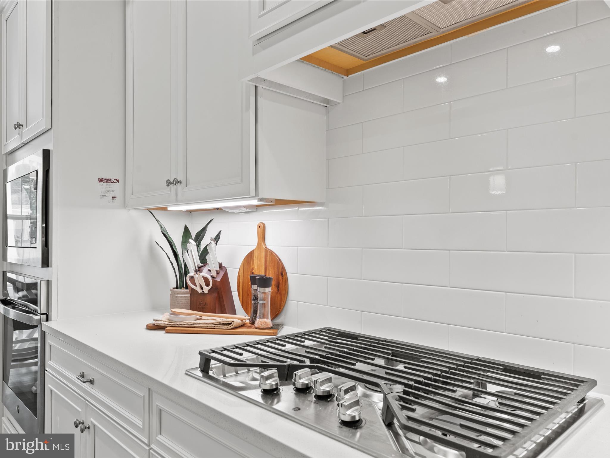 PENINSULA - Residential