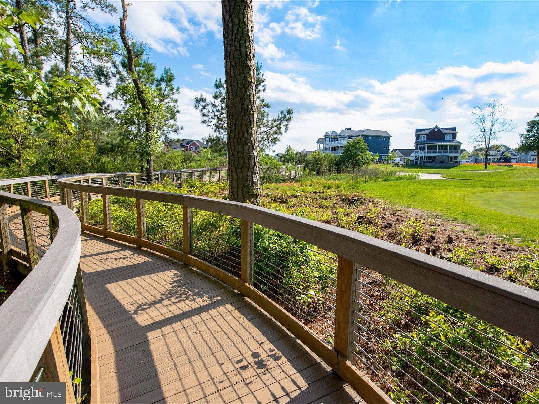 PENINSULA - Residential