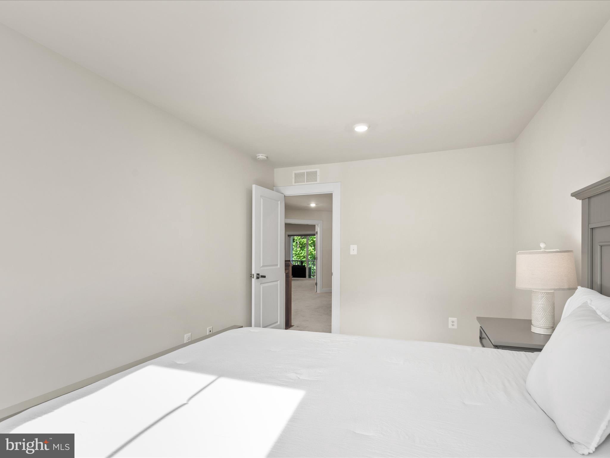 PENINSULA - Residential