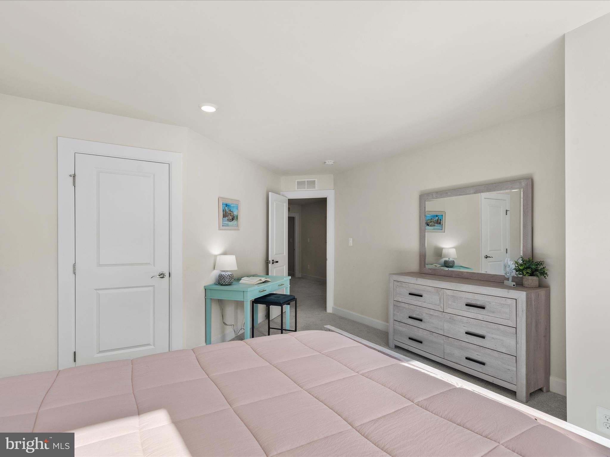 PENINSULA - Residential