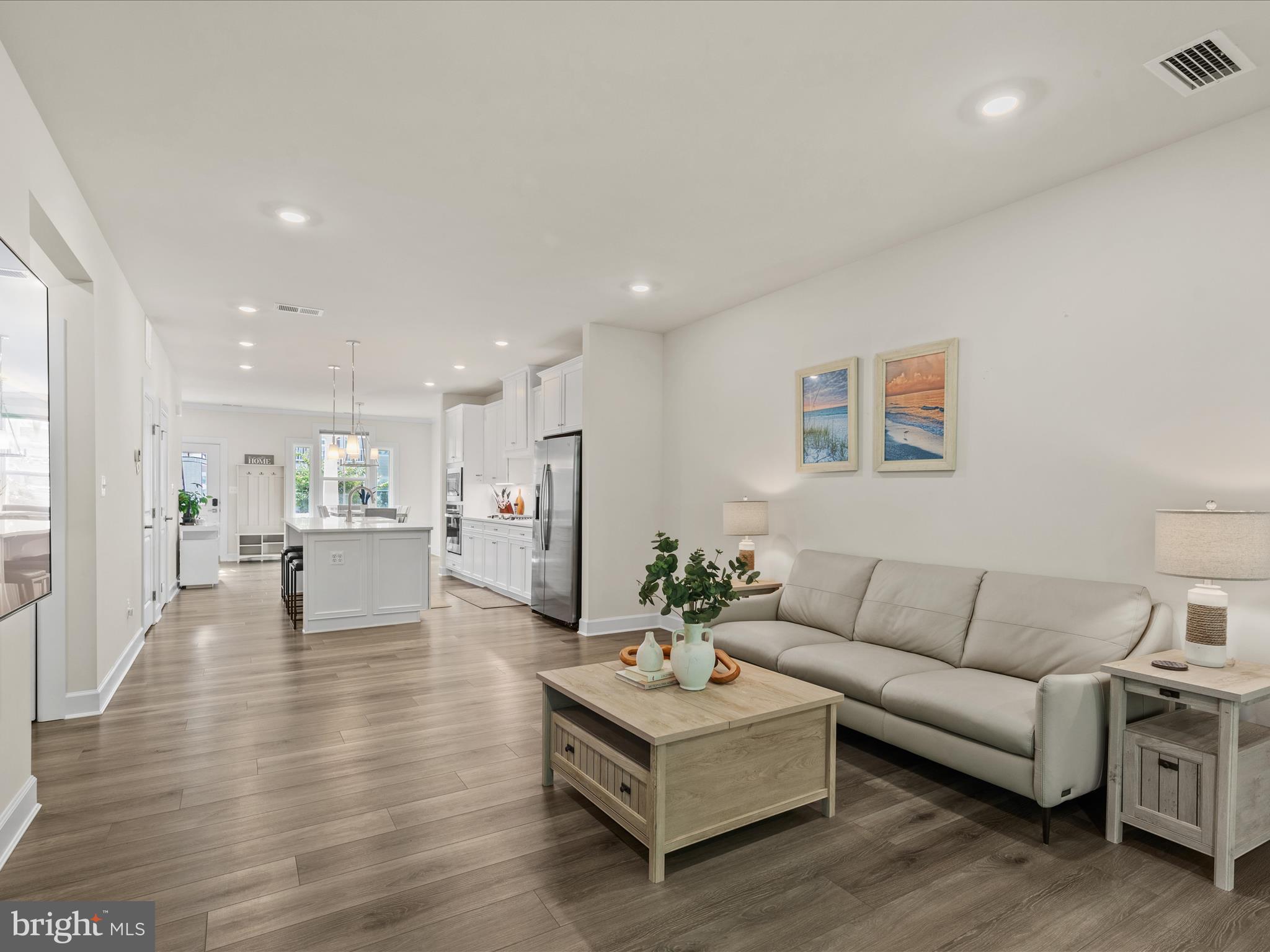 PENINSULA - Residential