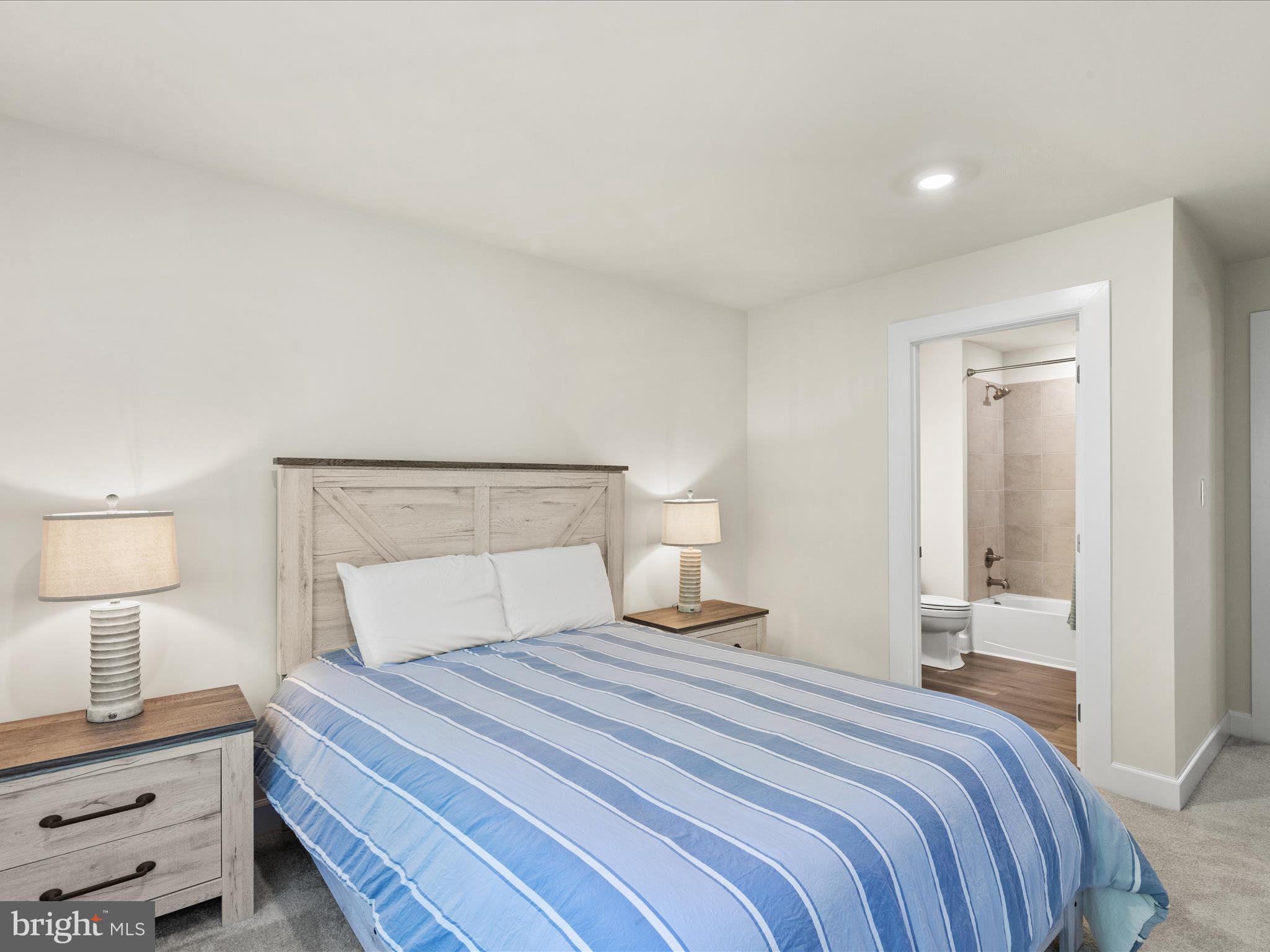 PENINSULA - Residential