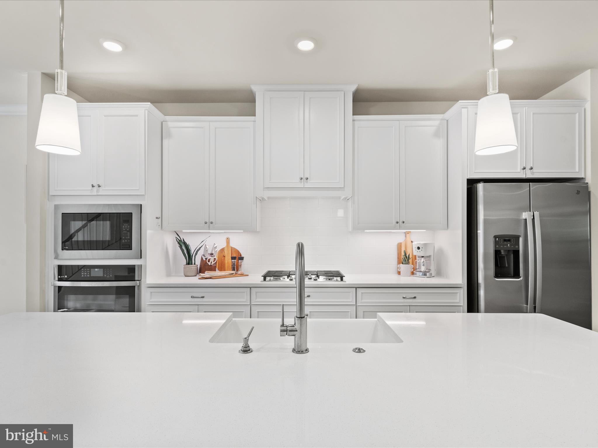 PENINSULA - Residential