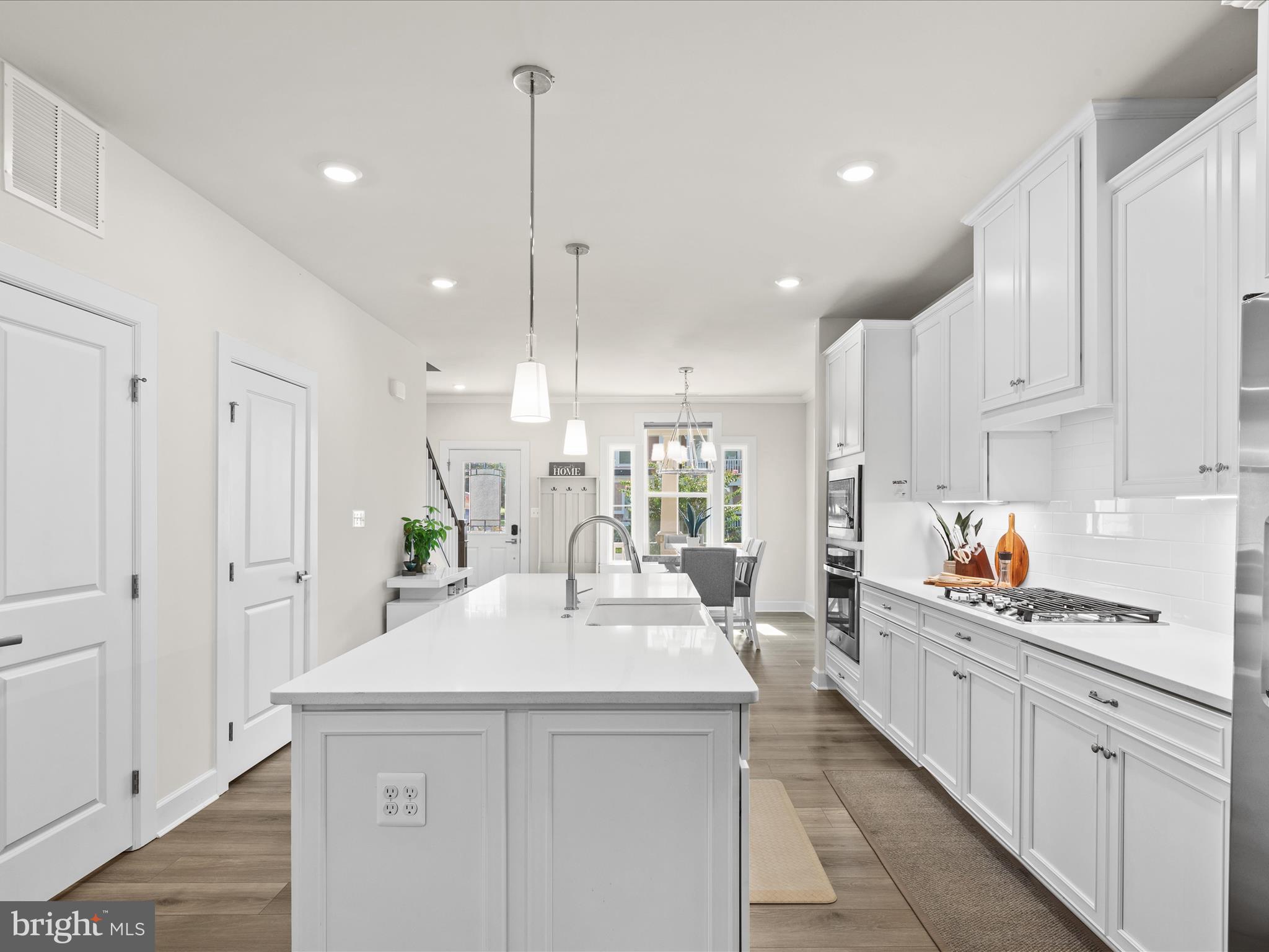 PENINSULA - Residential