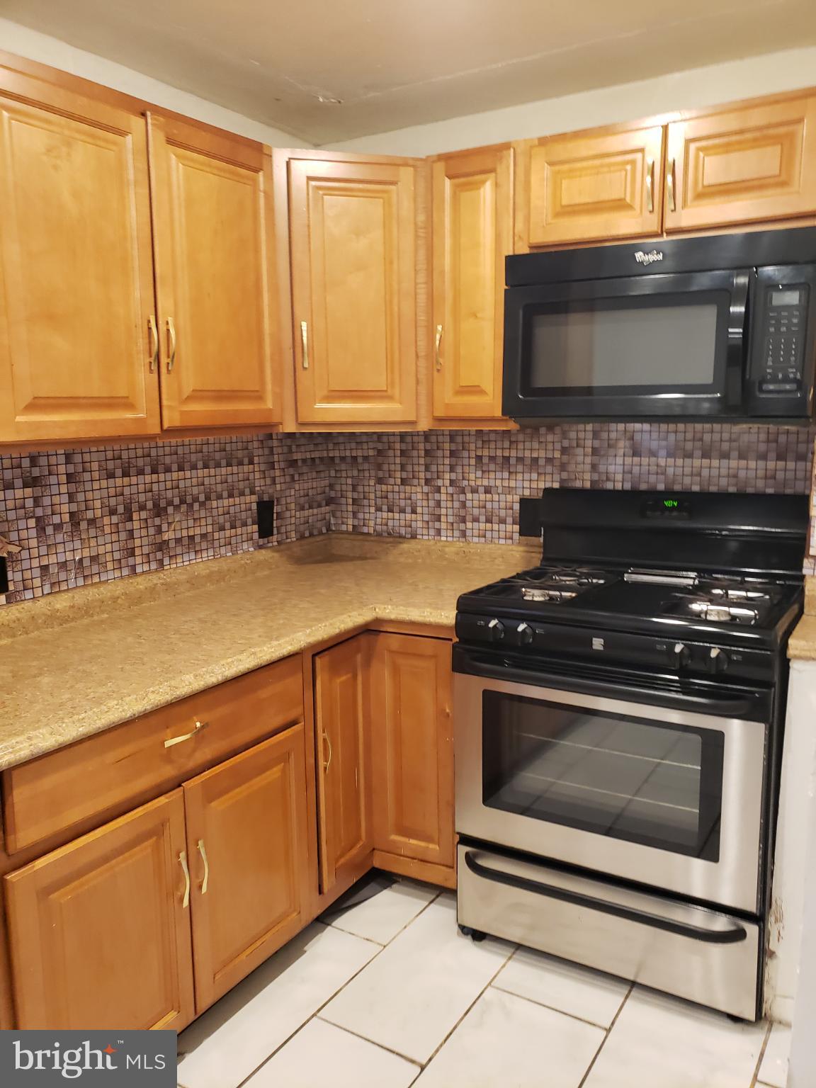 POINT BREEZE - Residential