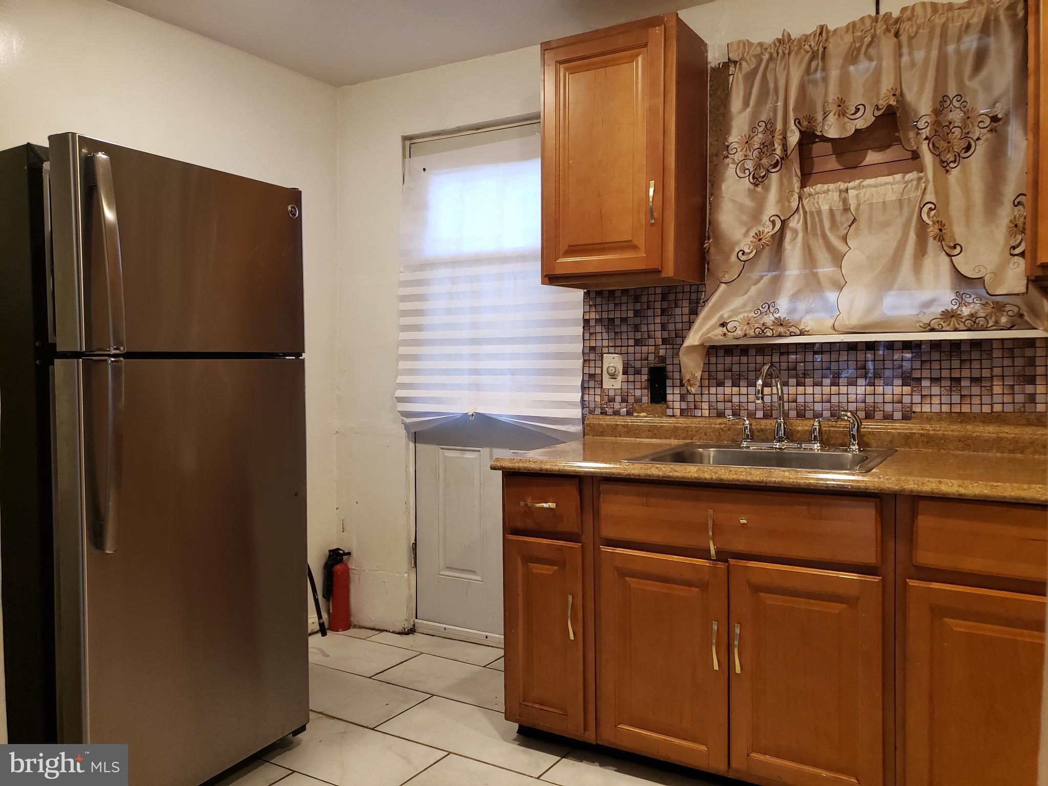 POINT BREEZE - Residential