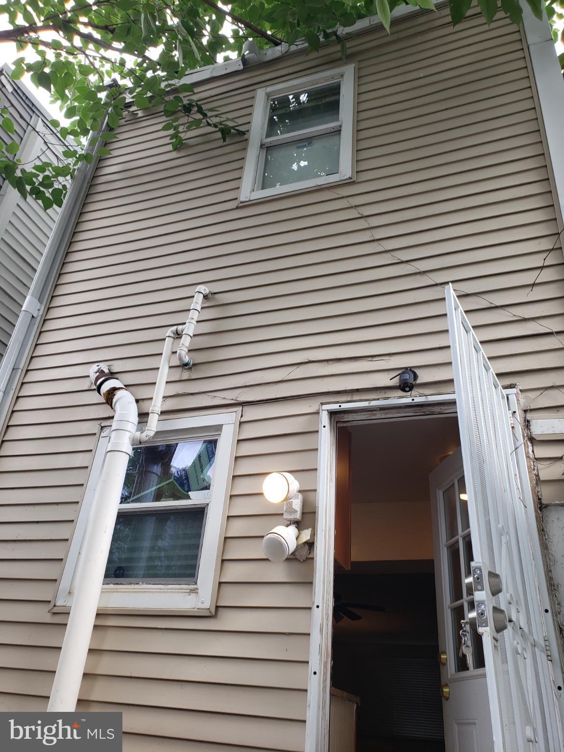 POINT BREEZE - Residential