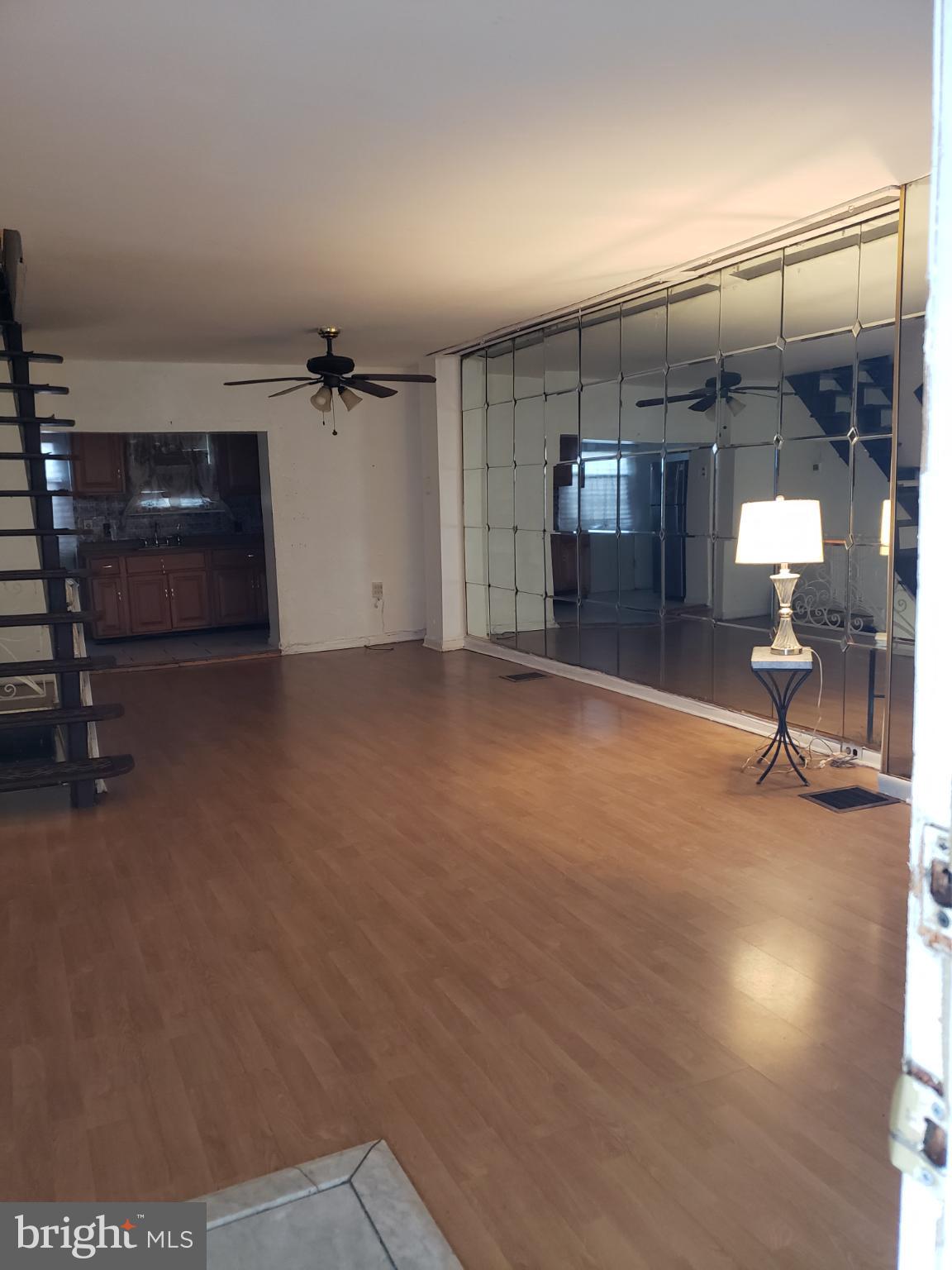 POINT BREEZE - Residential