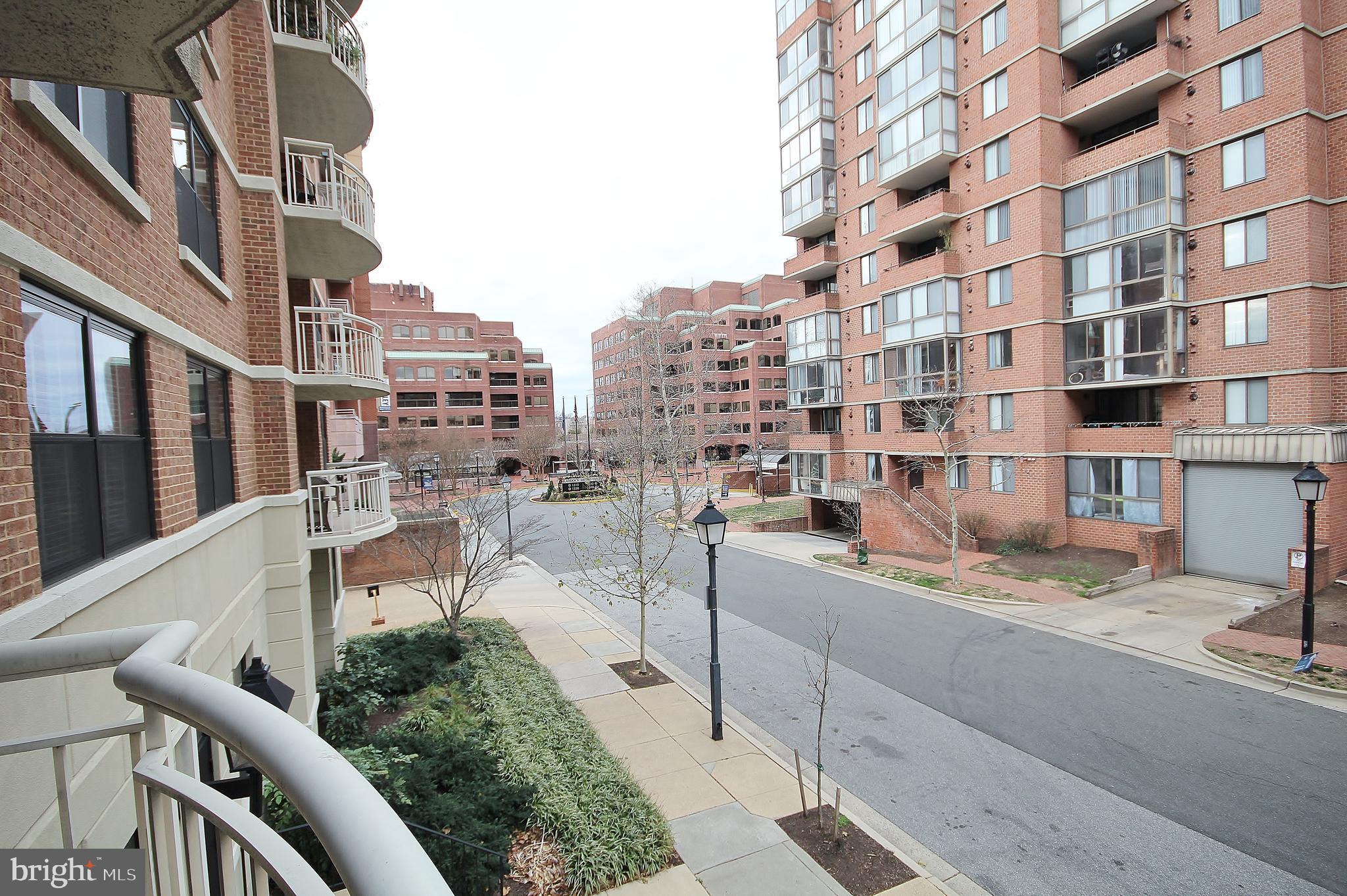 BRADDOCK PLACE - Residential