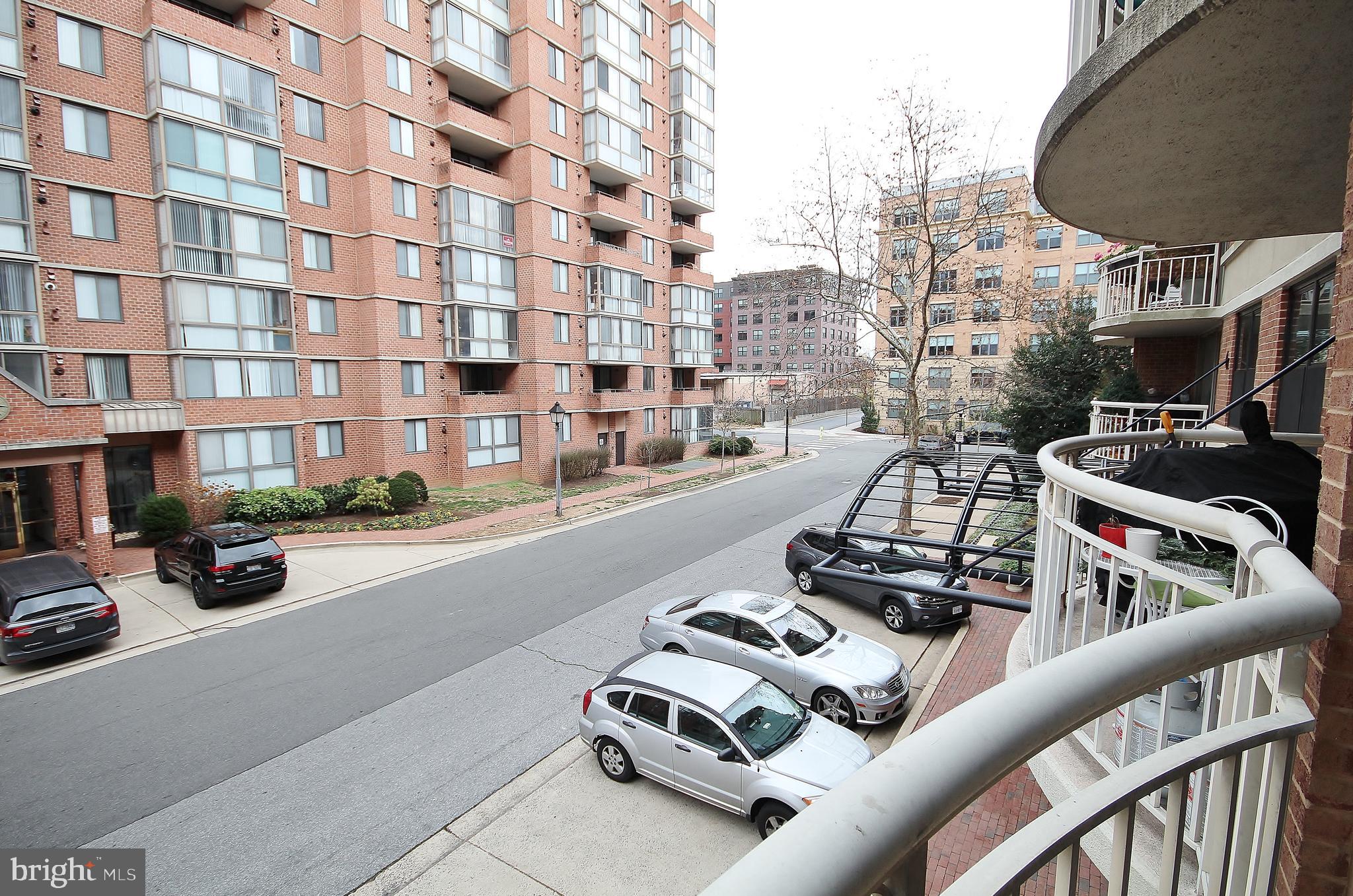 BRADDOCK PLACE - Residential