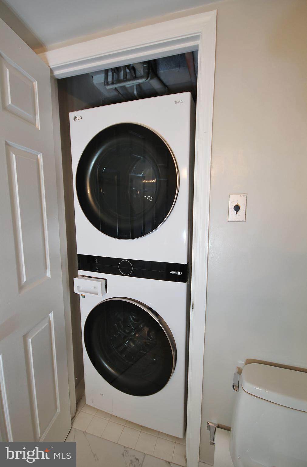 BRADDOCK PLACE - Residential