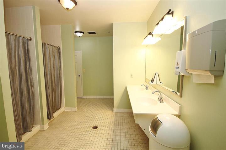 BRADDOCK PLACE - Residential