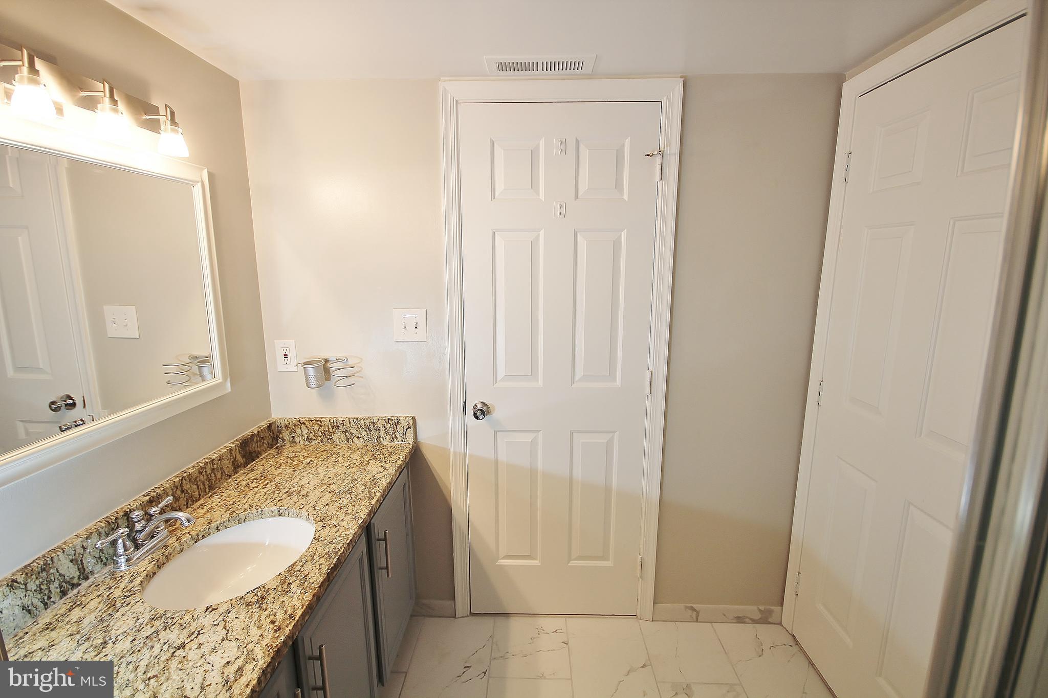 BRADDOCK PLACE - Residential