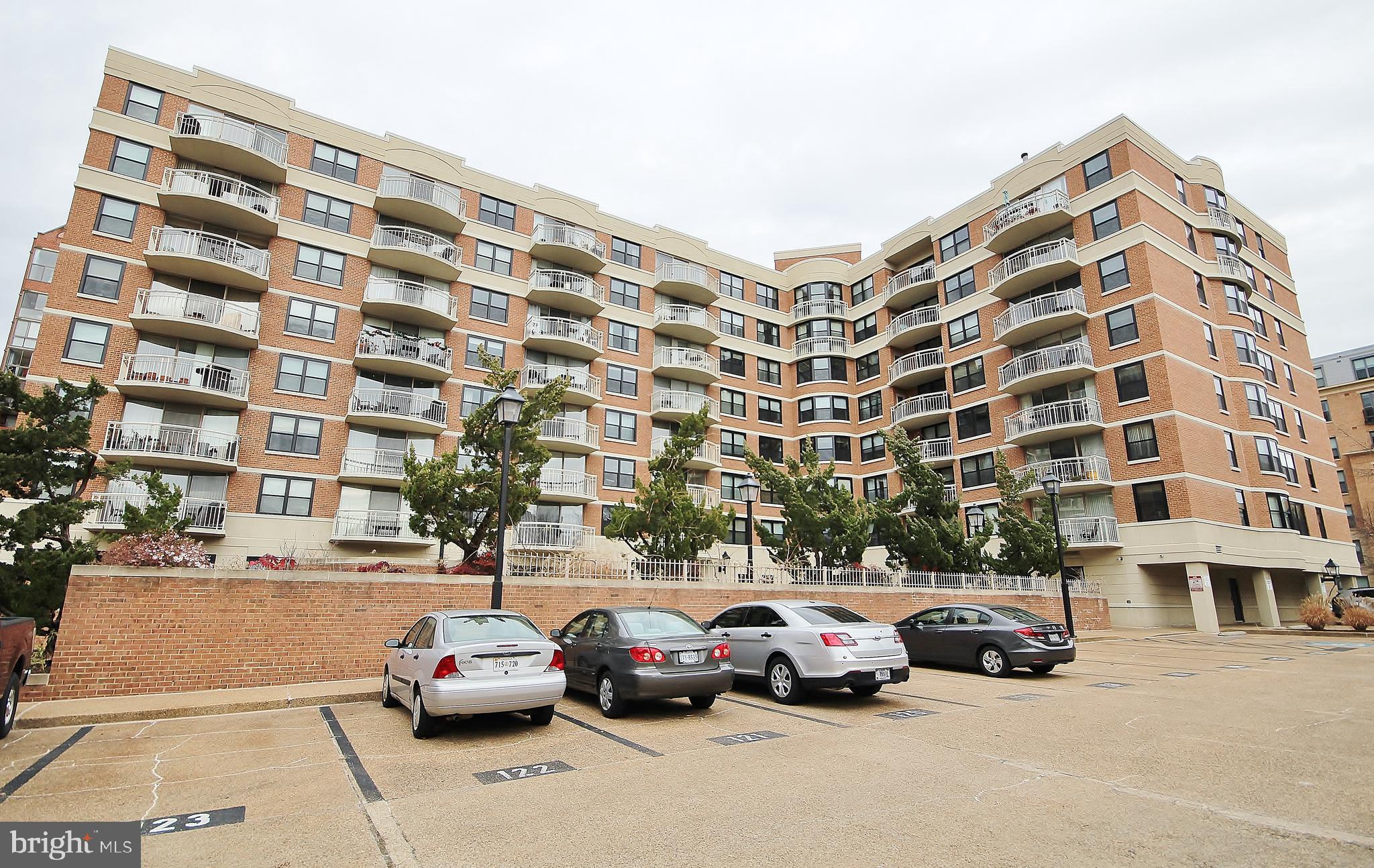 BRADDOCK PLACE - Residential