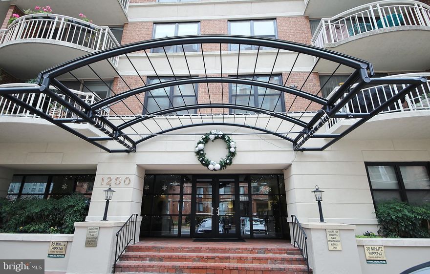 Back on the Market.
Only one Metro stop to National Airport and two to Amazon HQ2, this sunny, updated 1 bed condo with outdoor balcony is now available. The flooring has been replaced with laminate wood floors in the living/dining areas, the bedroom and closet. A new modern ceiling fan was just installed. The remodeled kitchen comes with granite counter tops and stainless-steel appliances. A new washer/dryer was installed in 2021. There is a spacious walk-in closet with shelving for storage. You can really clean up in the beautiful bathroom which was just renovated with a new toilet, new porcelain floors and a large shower with porcelain tile and glass shower doors. The bedroom windows were recently replaced, and the patio doors are also scheduled for replacement. To ease your stress, this unit comes with assigned parking; no searching for street parking for you! Oh, and about that convenient, large balcony - you can grill to your heart’s content with either gas or electric! You can almost fall out of bed into the Braddock Metro Station conveniently located just around the corner. Nearby are restaurants, public transportation, and shopping on King Street. Braddock Place offers on site property management and amenities include a large outdoor pool, work out facility and sauna. Move in fee $200 refundable and $200 nonrefundable. Come home to this commuter's dream!