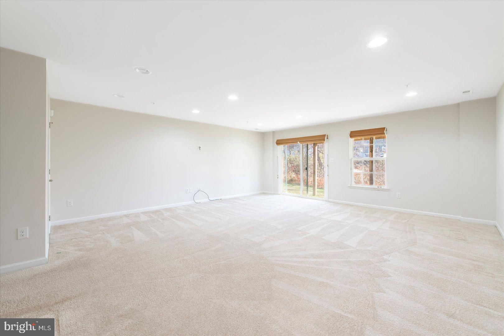 MALVERN WALK - Residential Lease