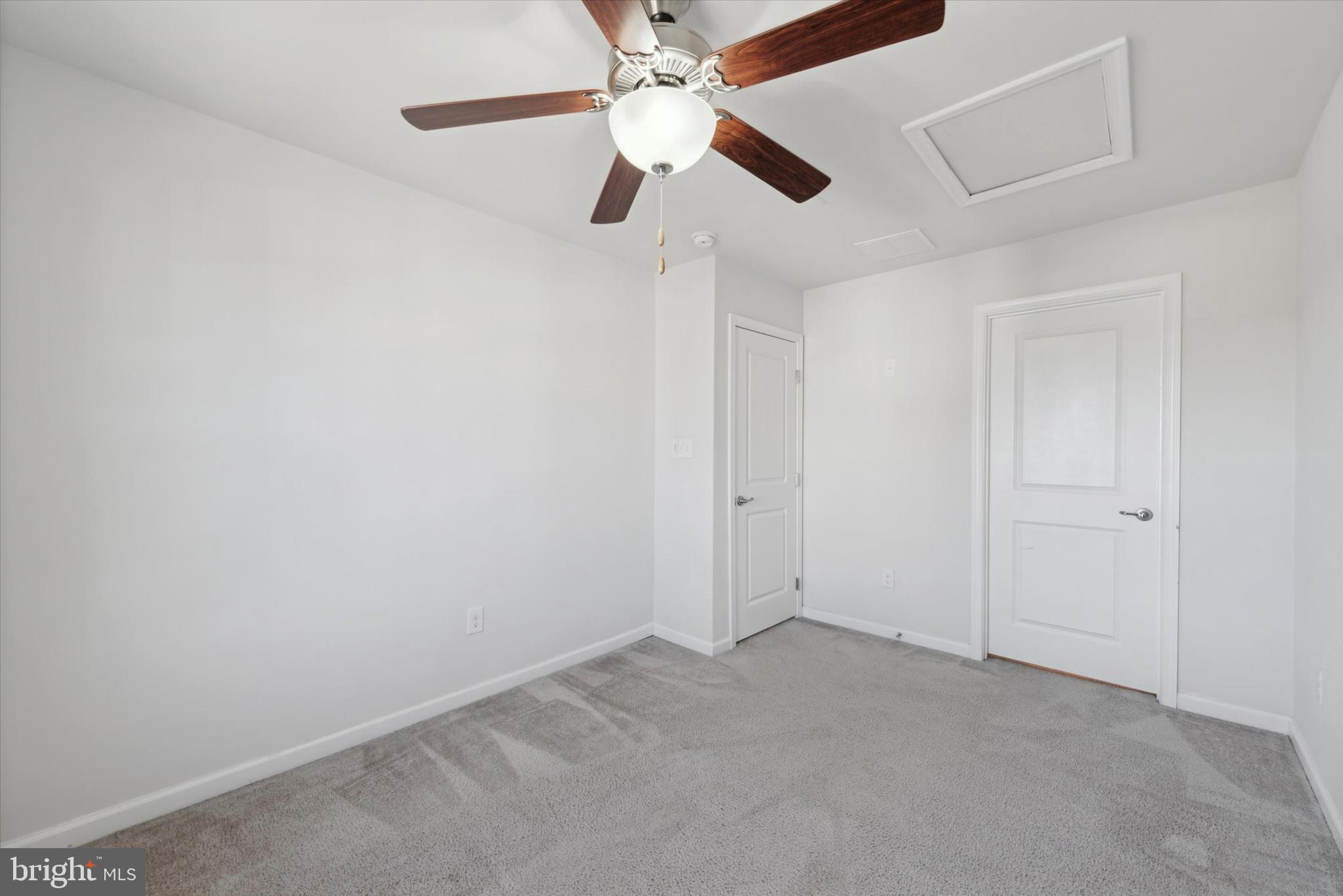 MALVERN WALK - Residential Lease