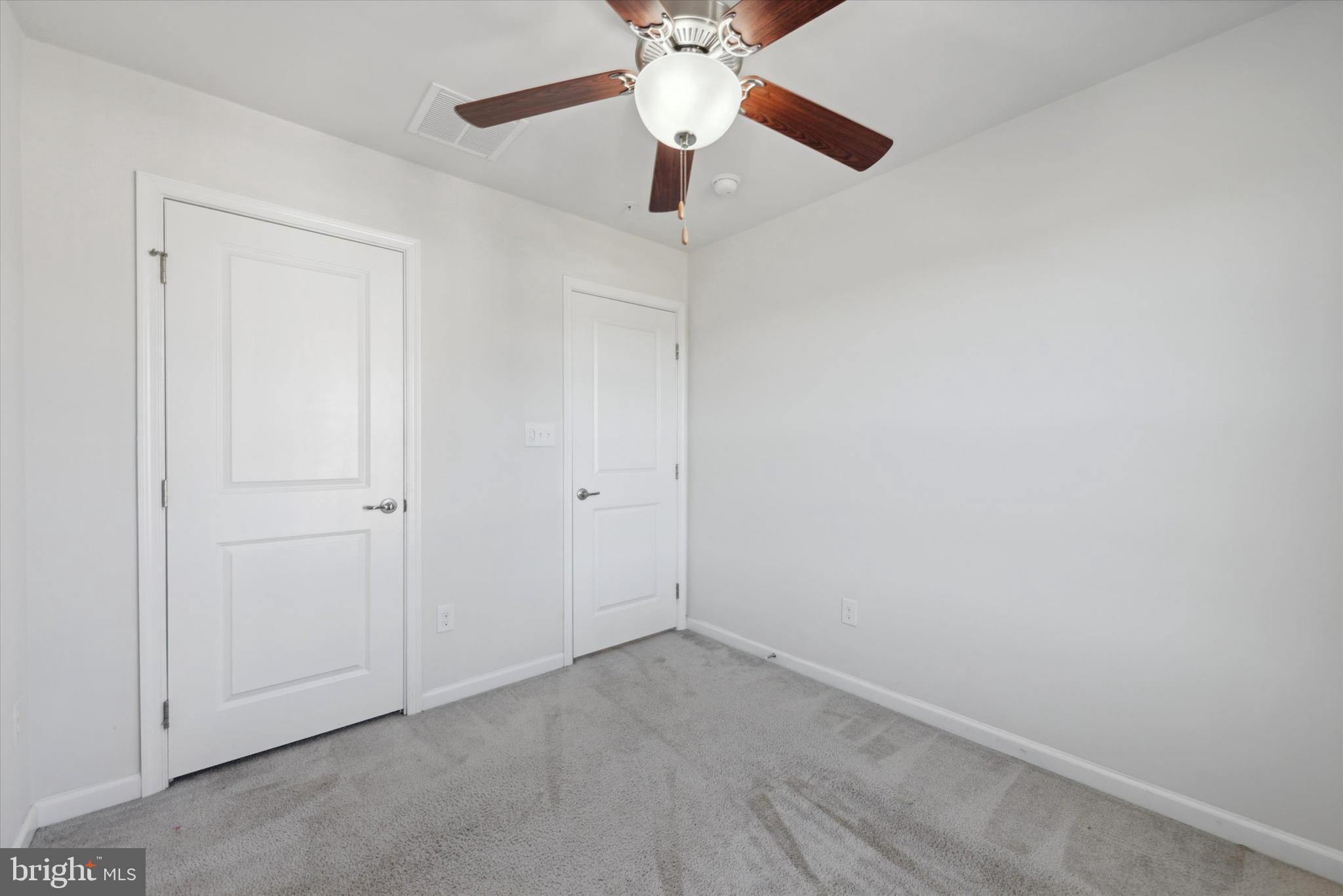 MALVERN WALK - Residential Lease