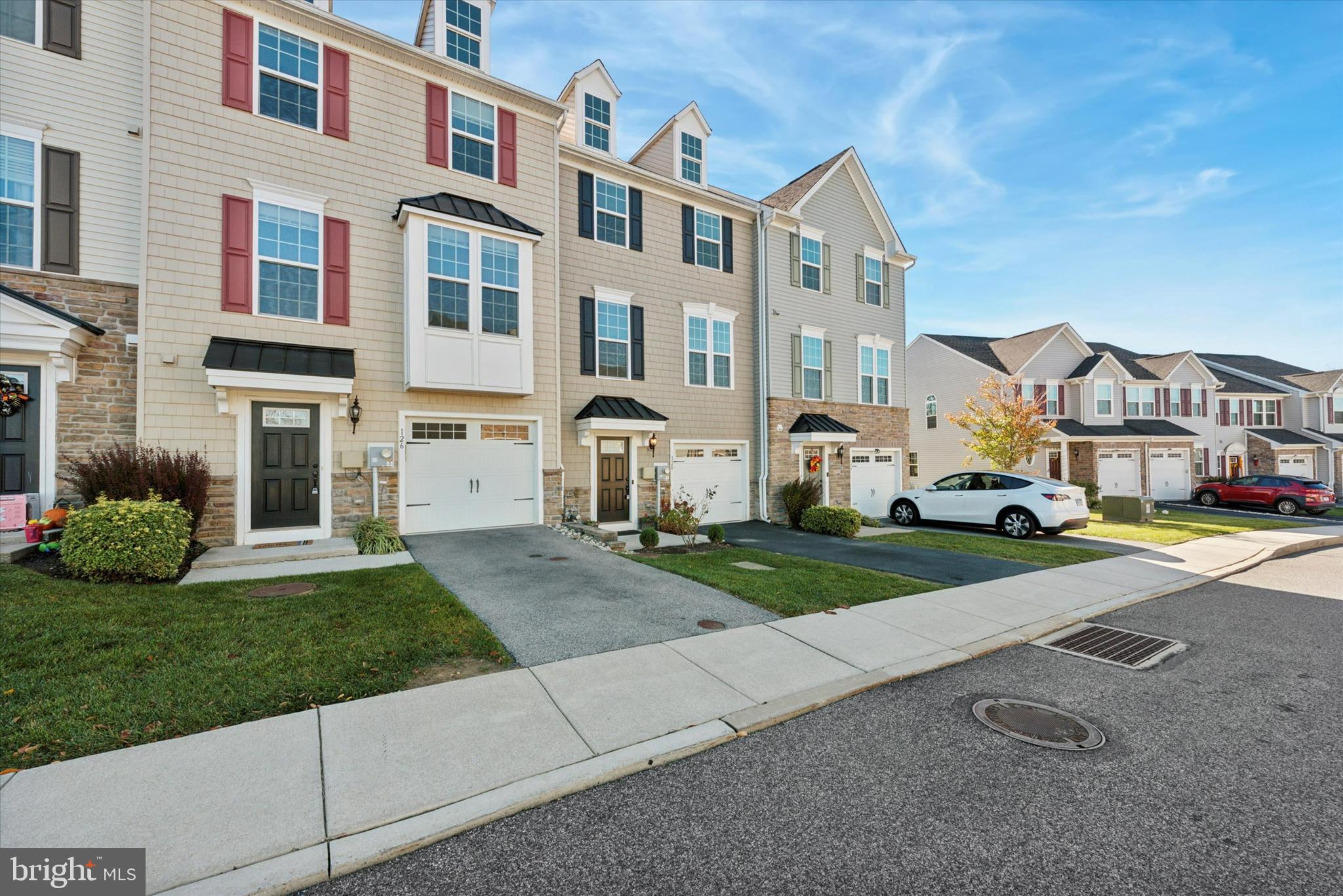 MALVERN WALK - Residential Lease