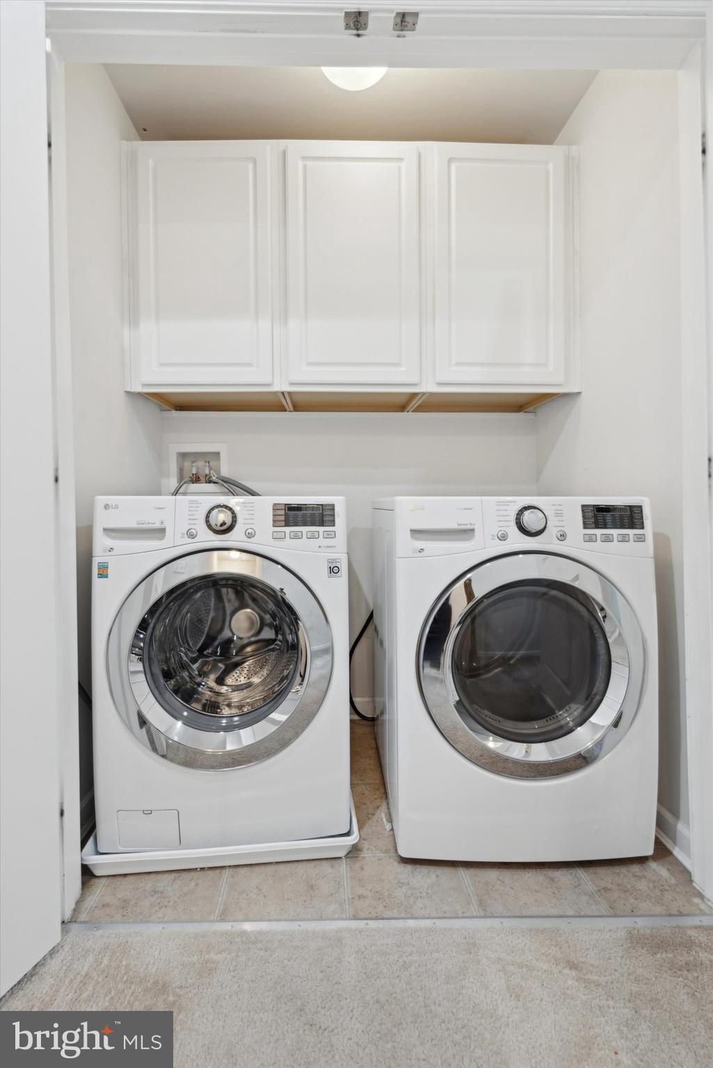 MALVERN WALK - Residential Lease