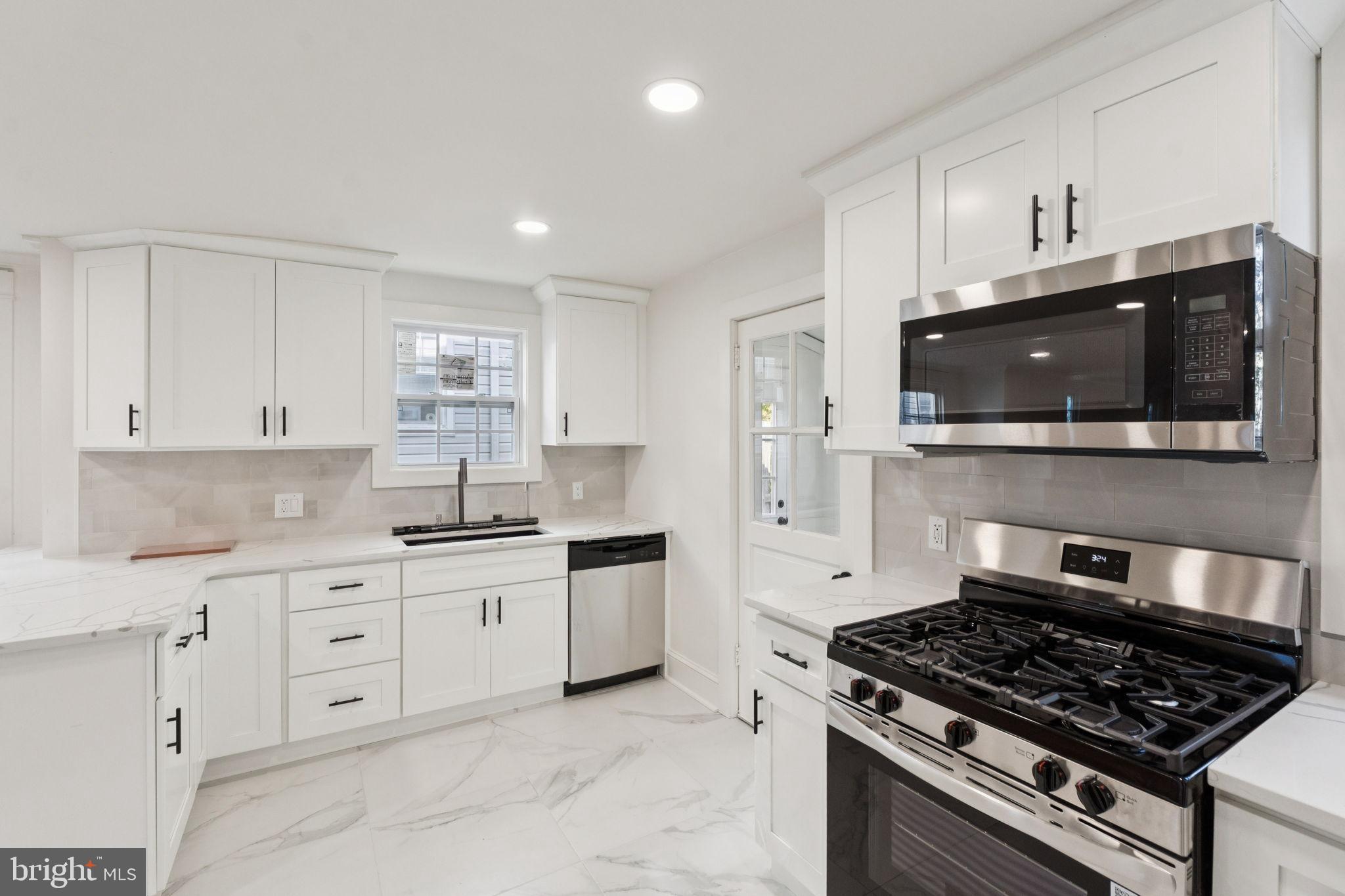 DREXEL MANOR - Residential