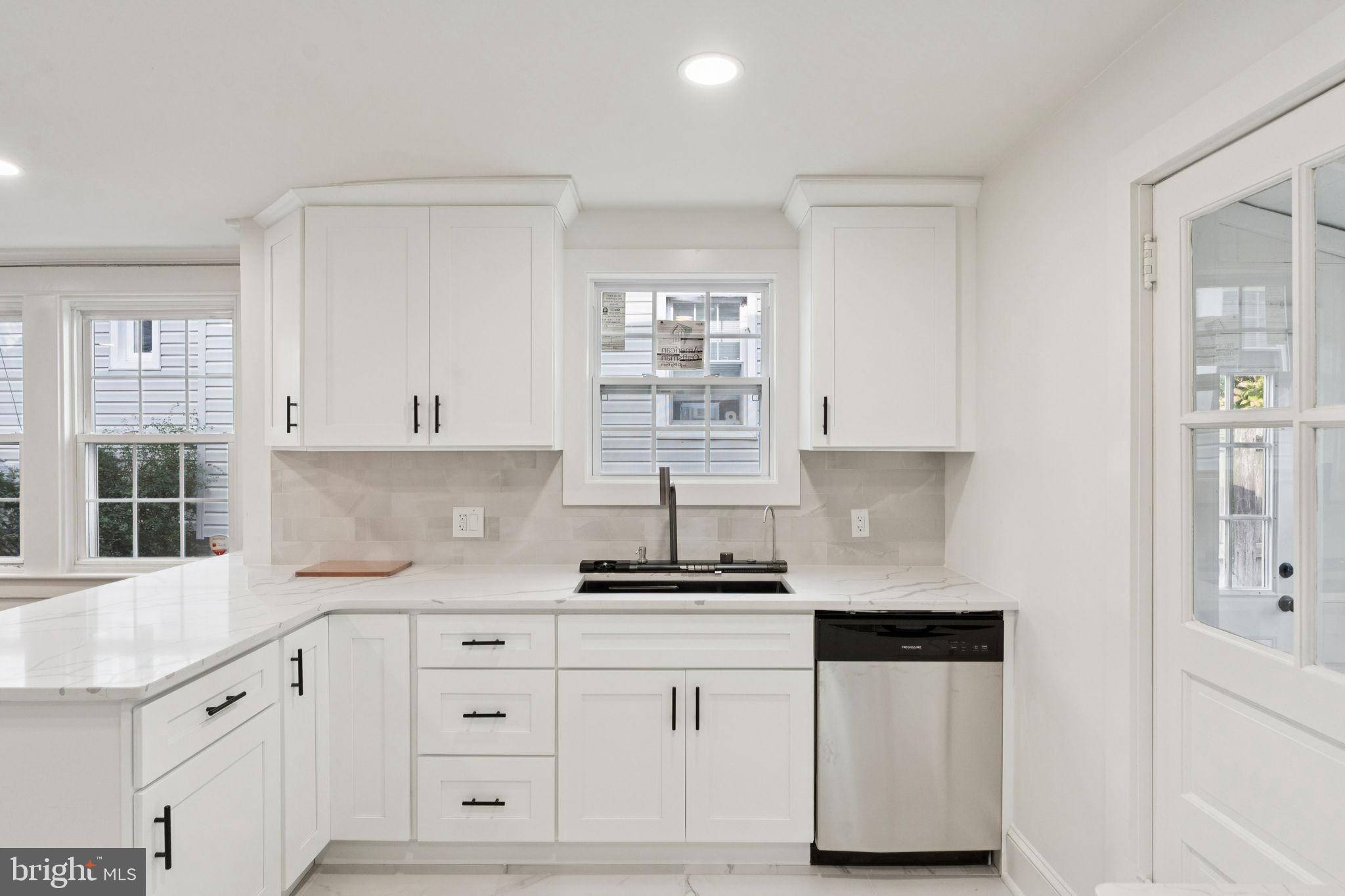 DREXEL MANOR - Residential