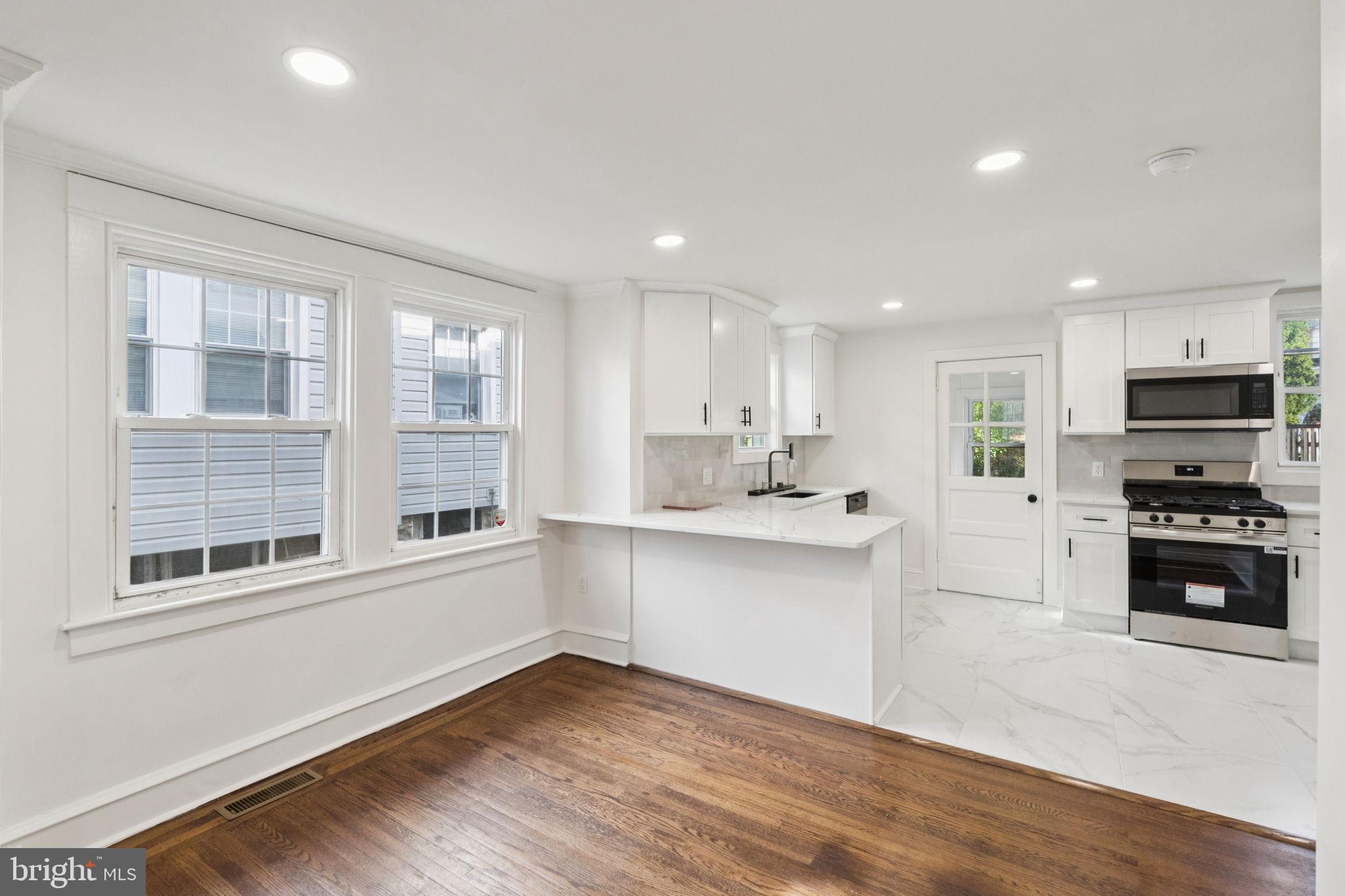 DREXEL MANOR - Residential