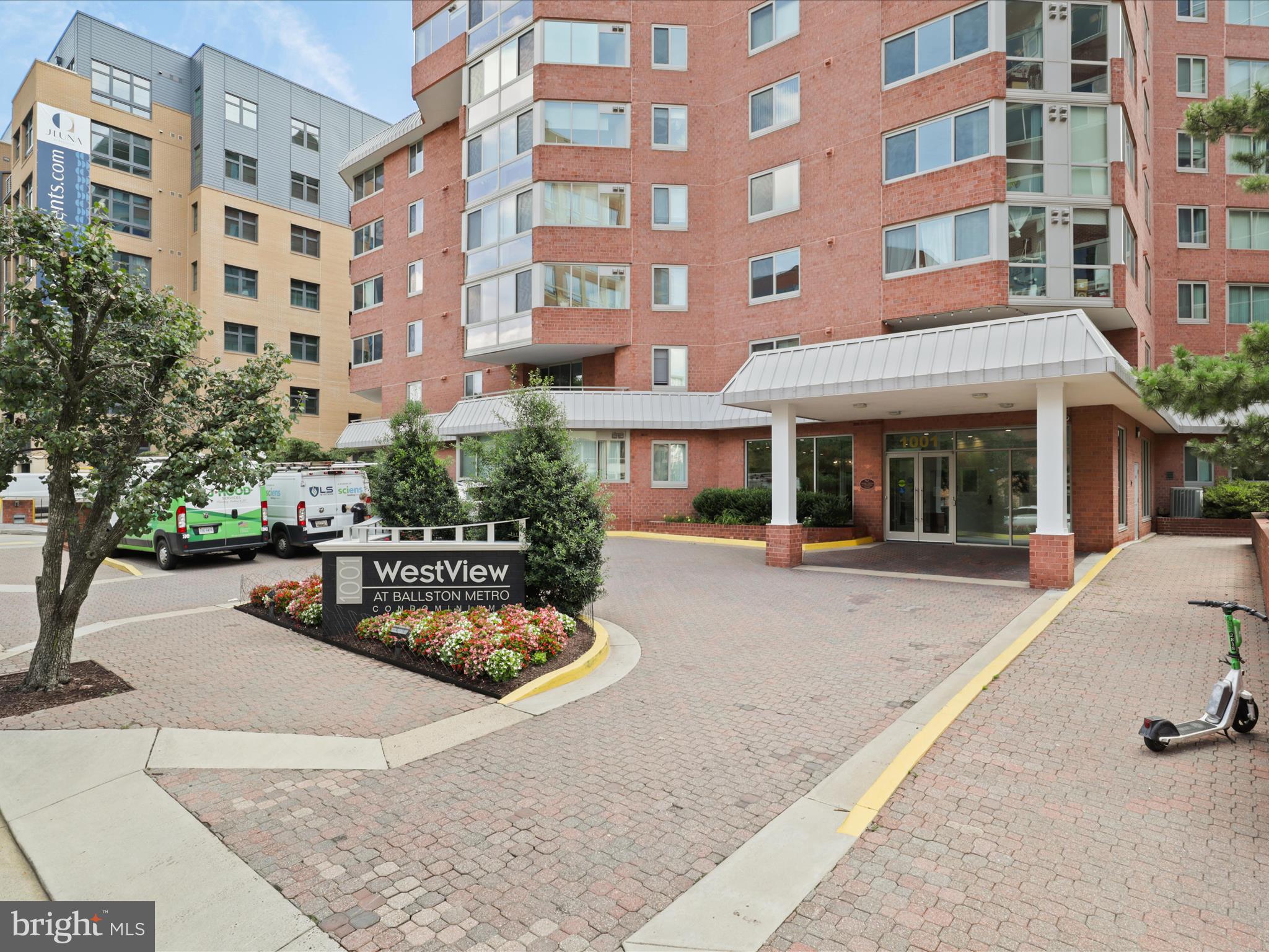 1001 N VERMONT STREET 910