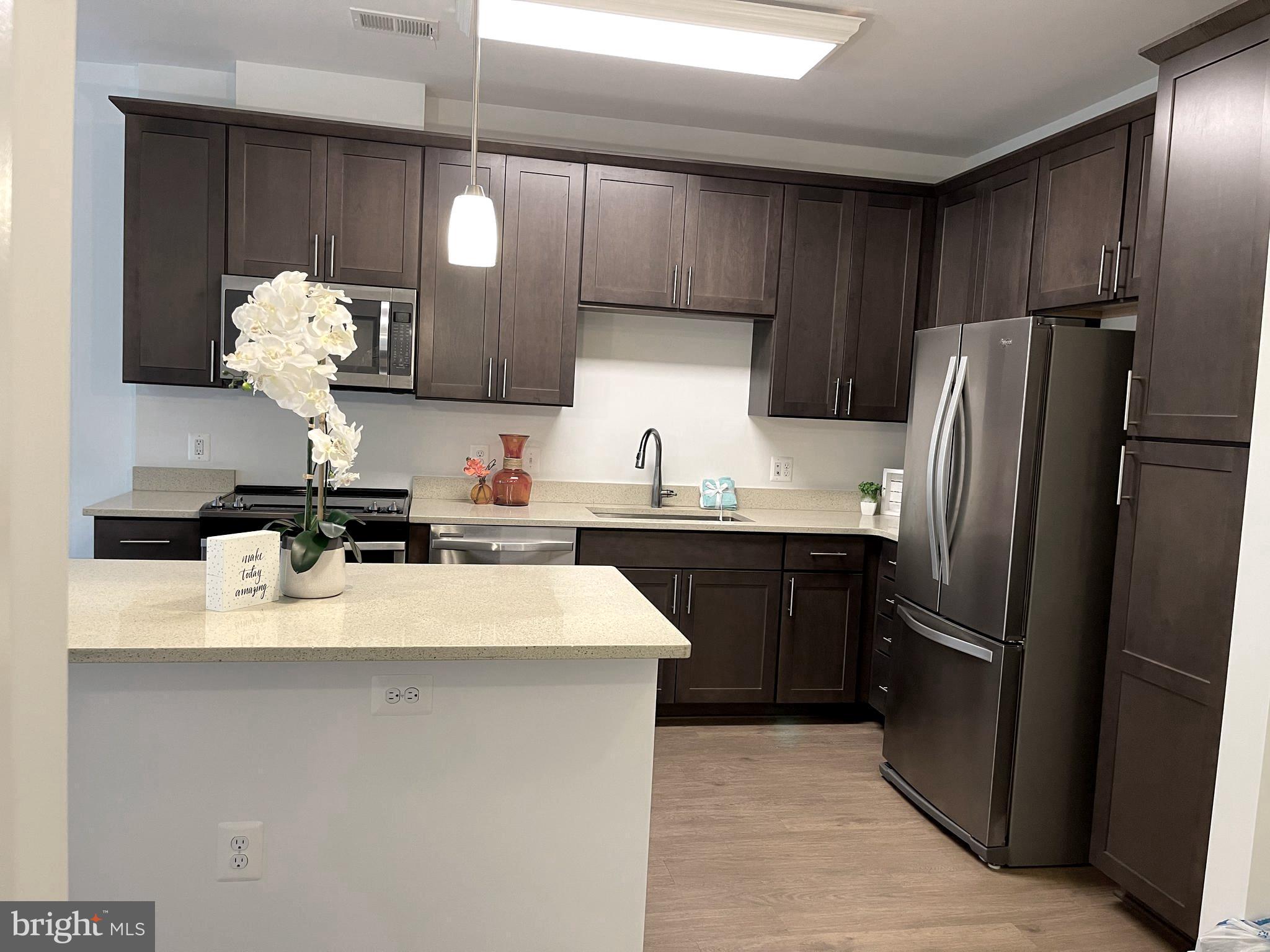 THE ENCLAVE - Residential Lease