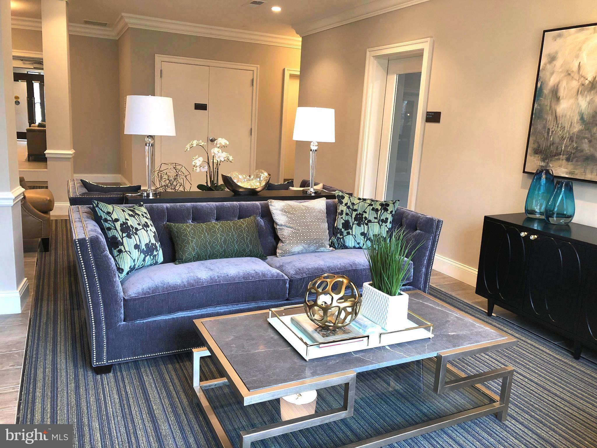 THE ENCLAVE - Residential Lease