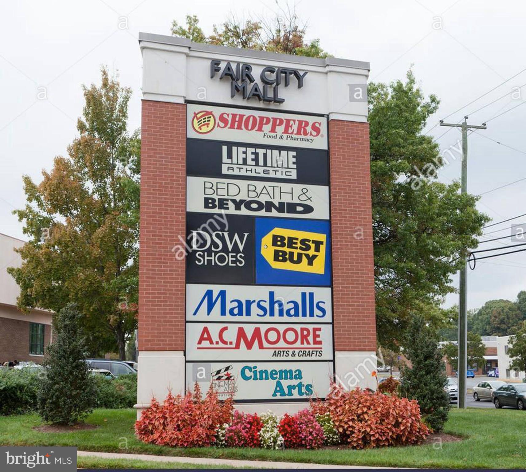 THE ENCLAVE - Residential Lease