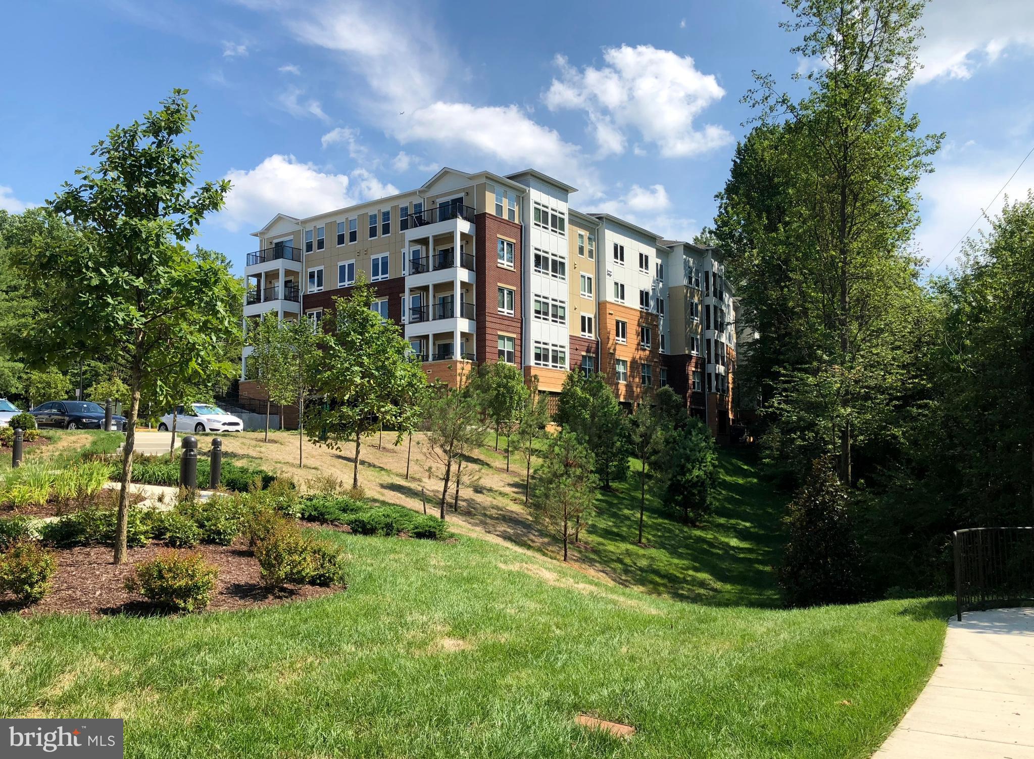 THE ENCLAVE - Residential Lease