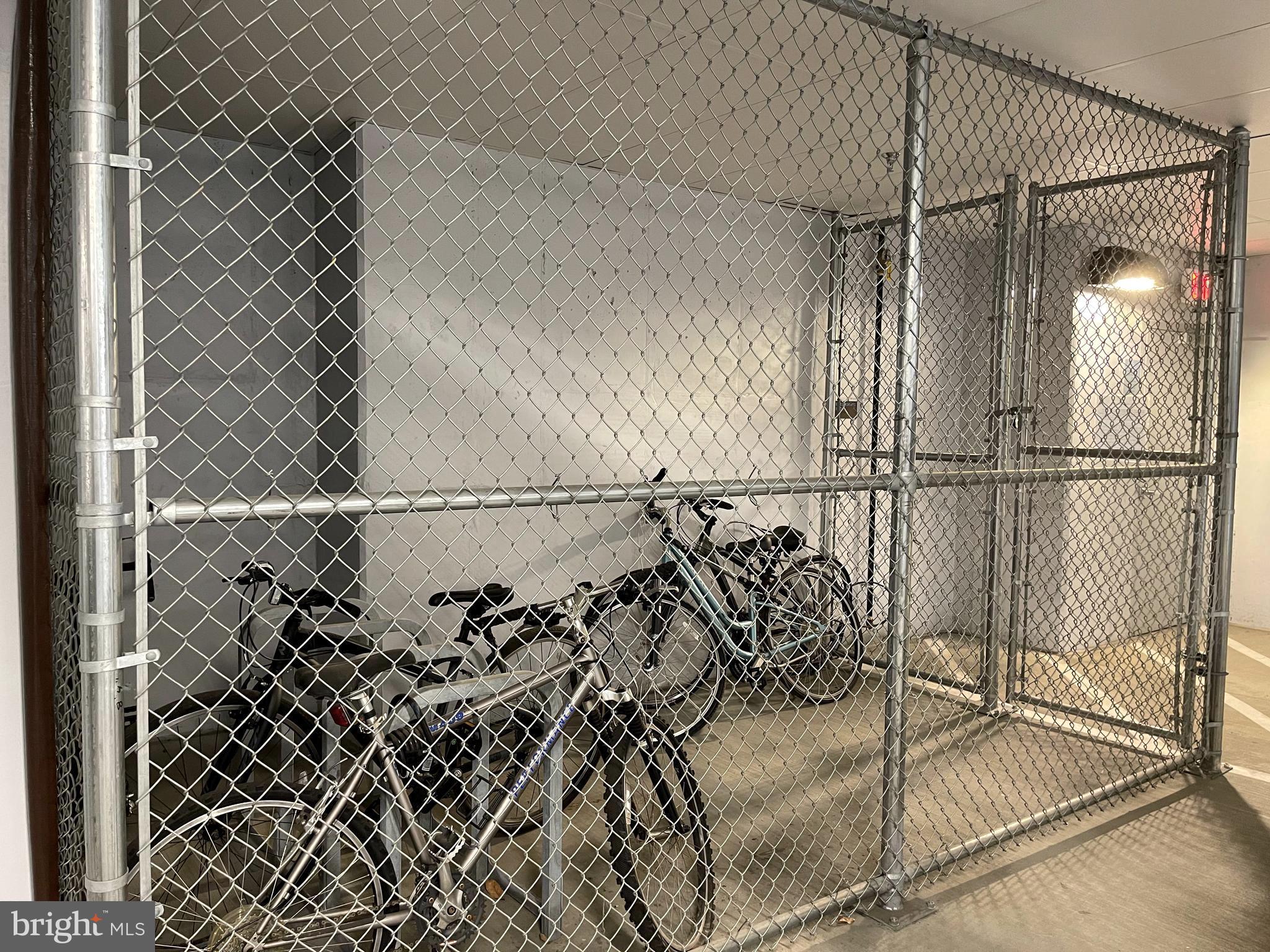 THE ENCLAVE - Residential Lease