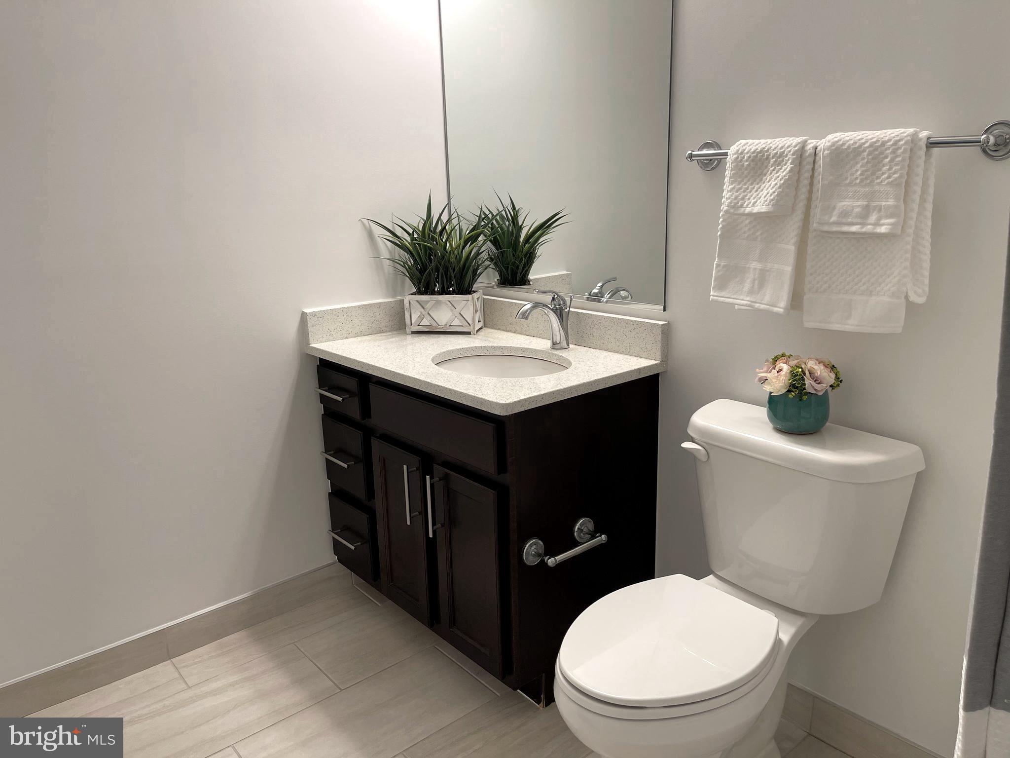 THE ENCLAVE - Residential Lease