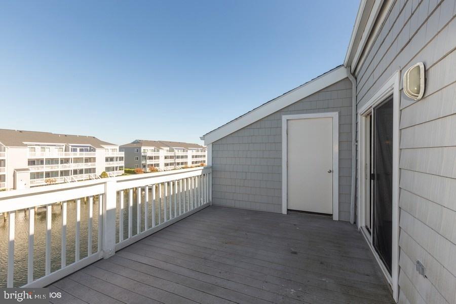 HIDDEN HARBOR - Residential