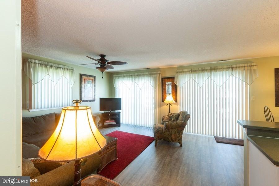 HIDDEN HARBOR - Residential