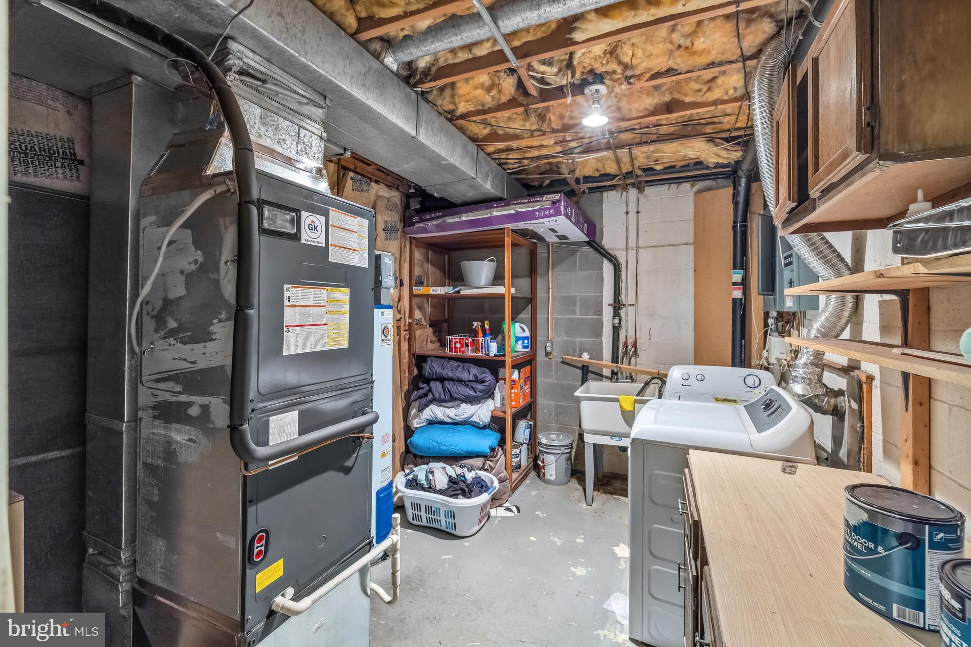 KIMBERLY WOODS VILLAGE - Residential Lease