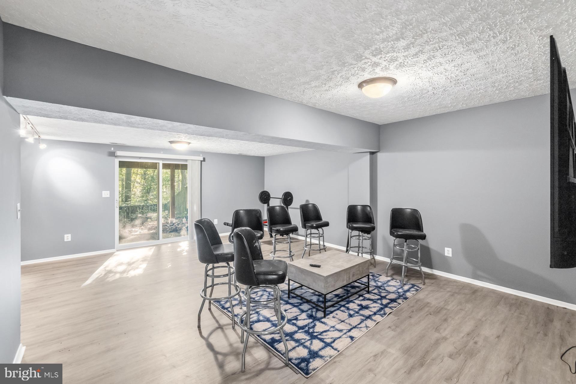 KIMBERLY WOODS VILLAGE - Residential Lease