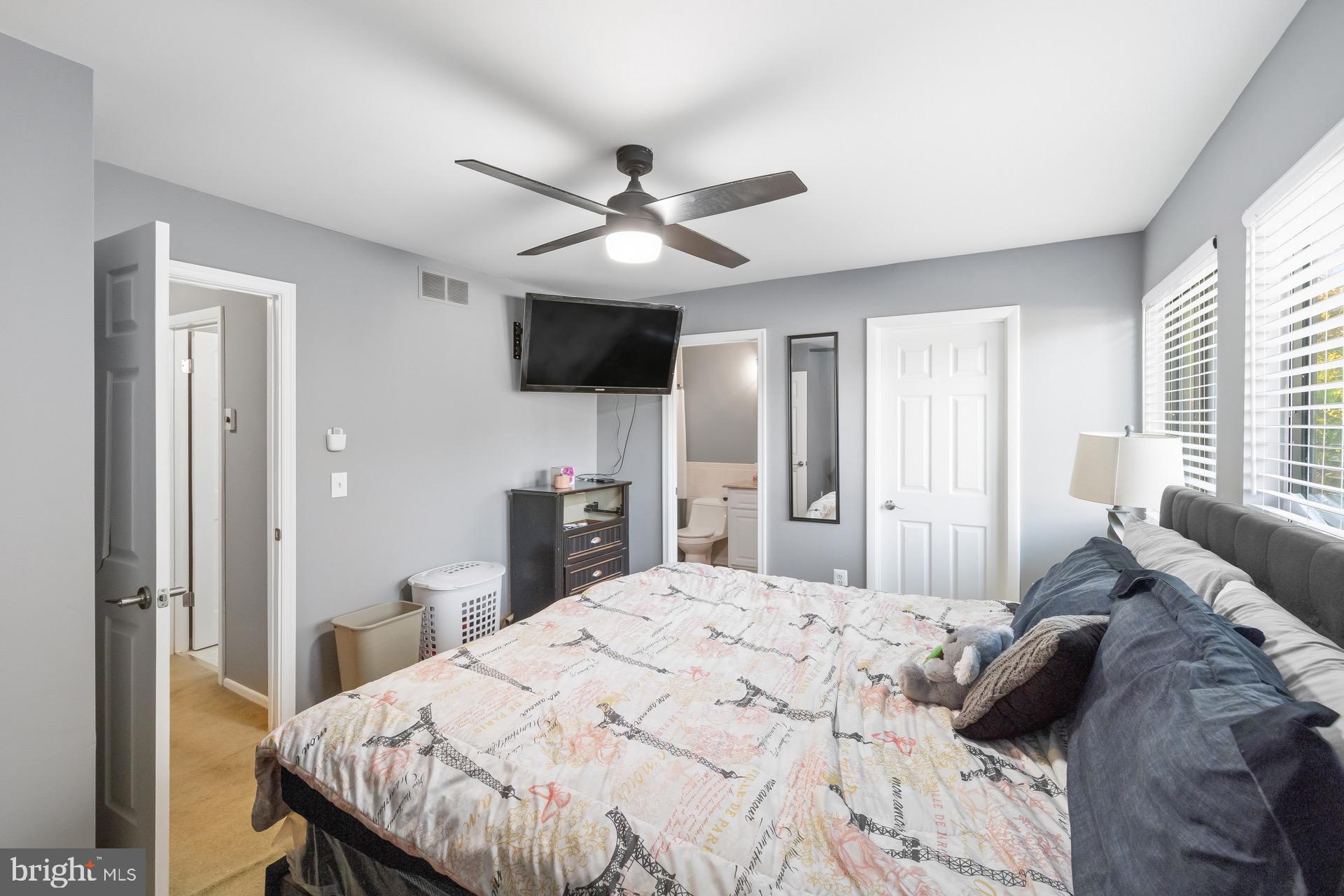 KIMBERLY WOODS VILLAGE - Residential Lease