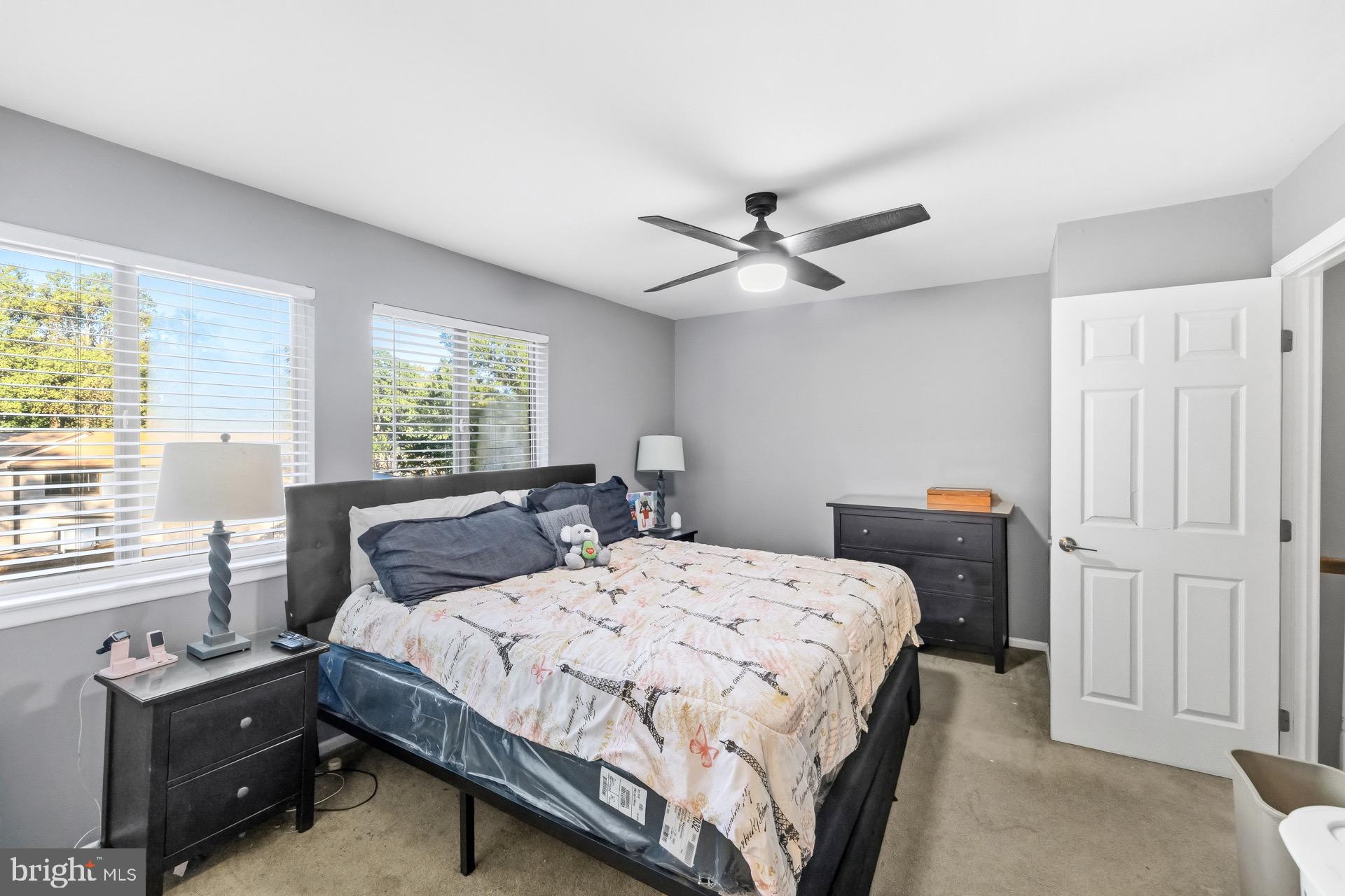 KIMBERLY WOODS VILLAGE - Residential Lease