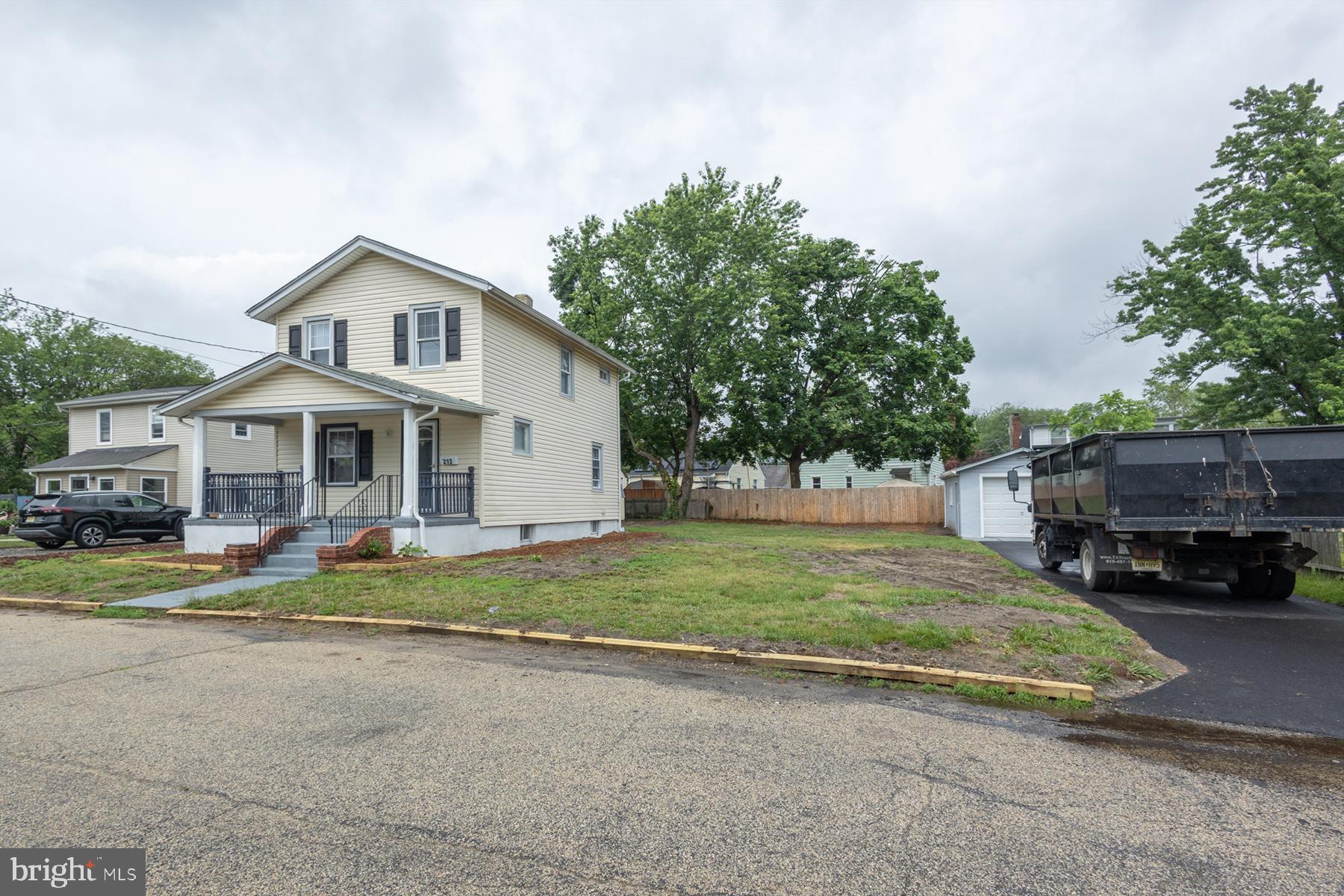 213 BRYANT AVENUE