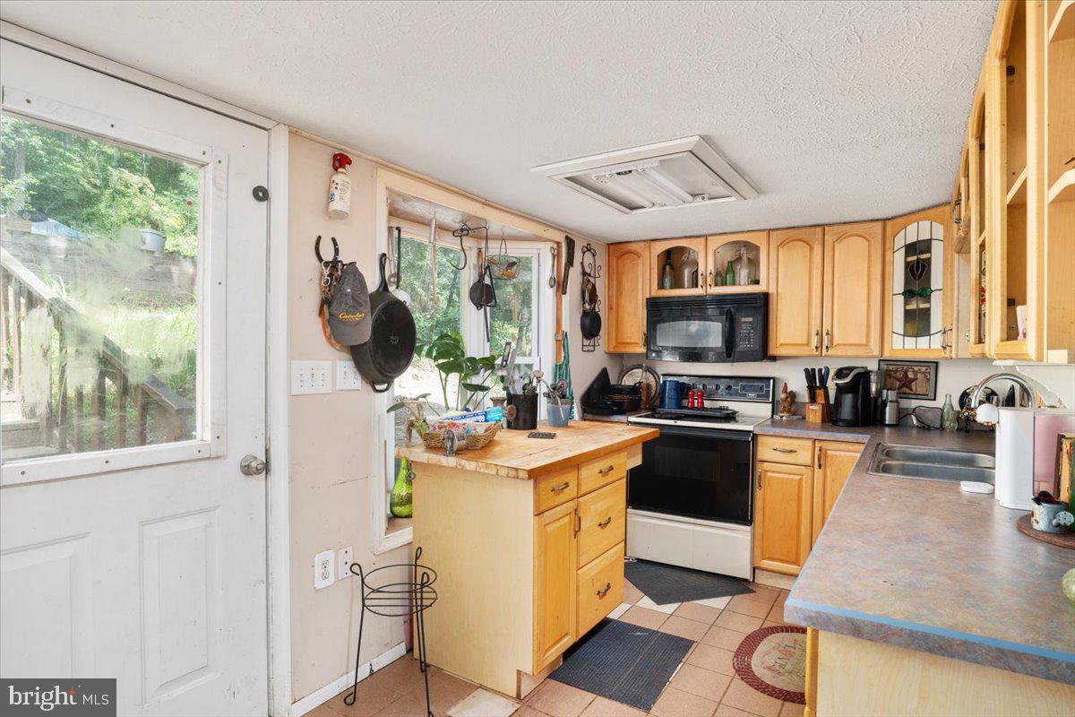444 NUGGET DRIVE