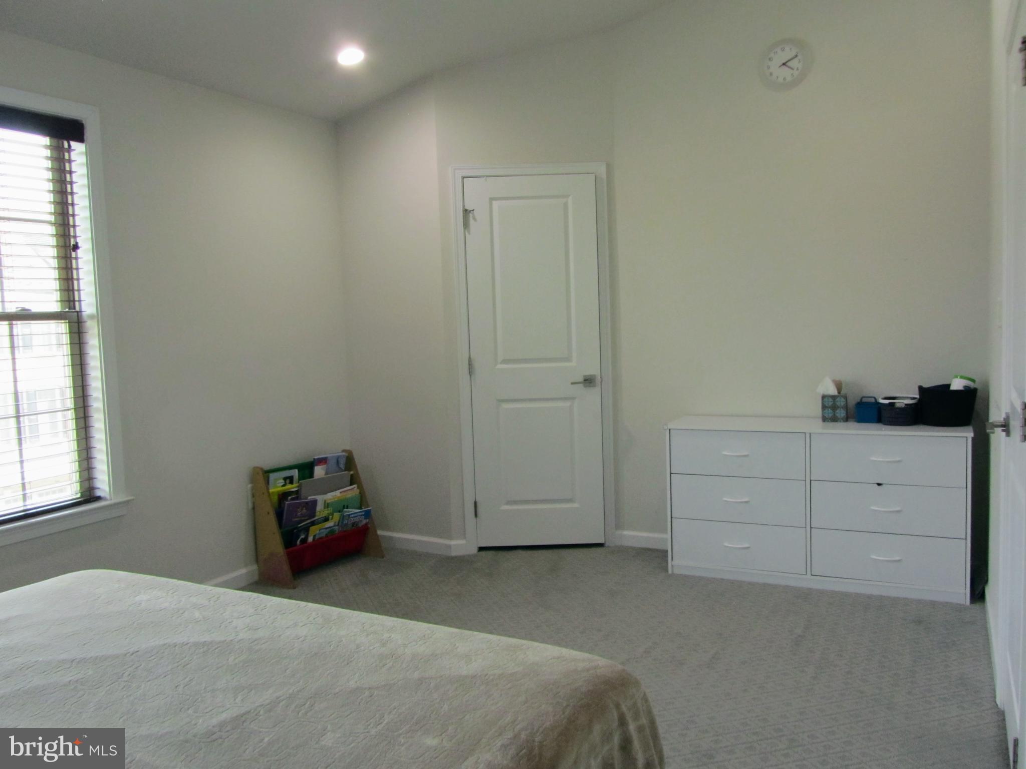 AVONLEA - Residential Lease