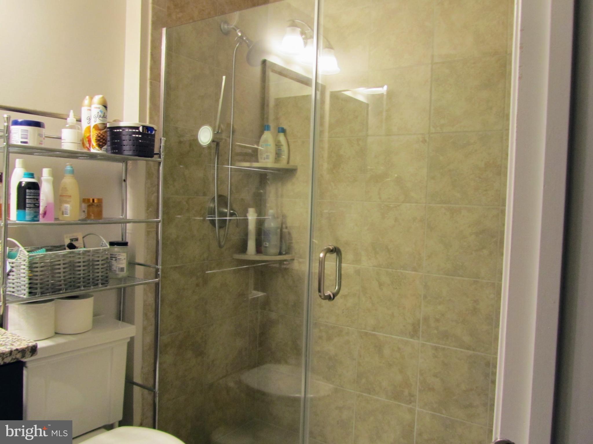 AVONLEA - Residential Lease