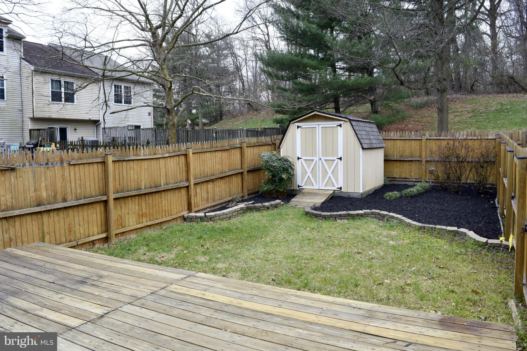 GLENSHIRE TOWNE - Residential Lease