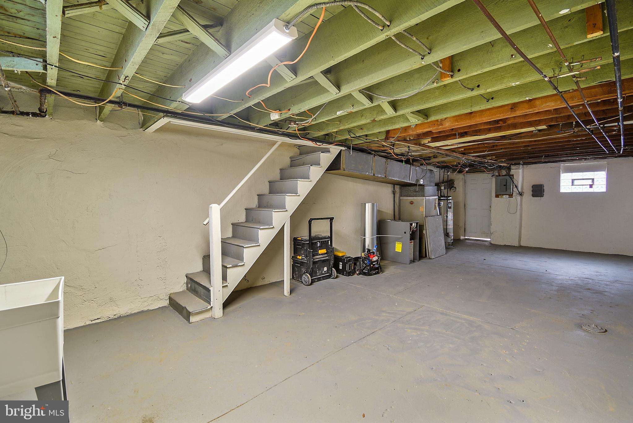 LANSDOWNE PARK - Residential