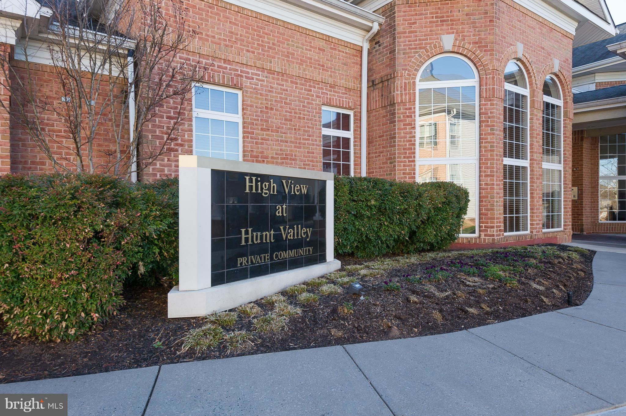 exceptionally bright upscale condo with lot of amenities to enjoy! Unit has fireplace, dual entry to bathroom. access balcony from living room or bedroom. Enjoy the pool tennis courts, cyber cafe, fitness center & more! Walking distance to Hunt Valley Towne Center.