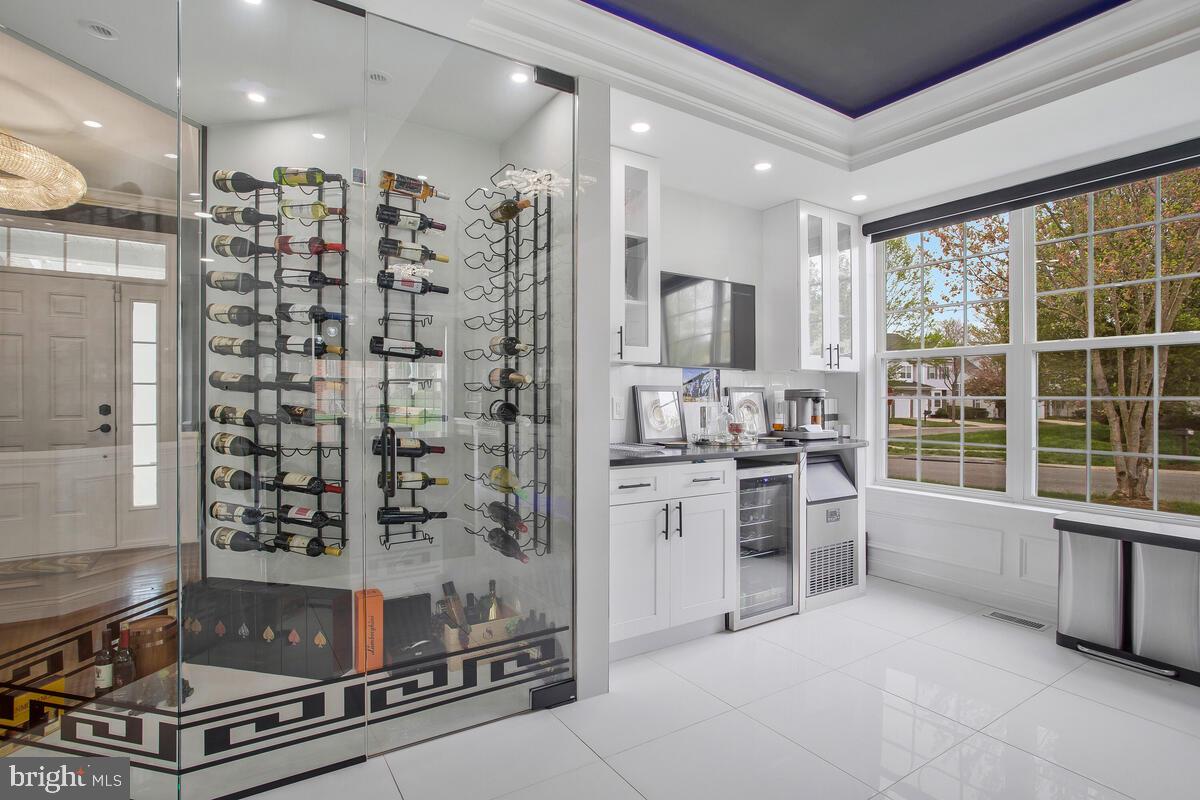 WEXFORD VILLAGE - Residential